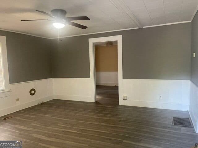 2 bedroom, 1 bathroom, 1,200 sq ft single family residence for sale at 110 Hollingshed Avenue, Milledgeville, GA 31061 — photo 8