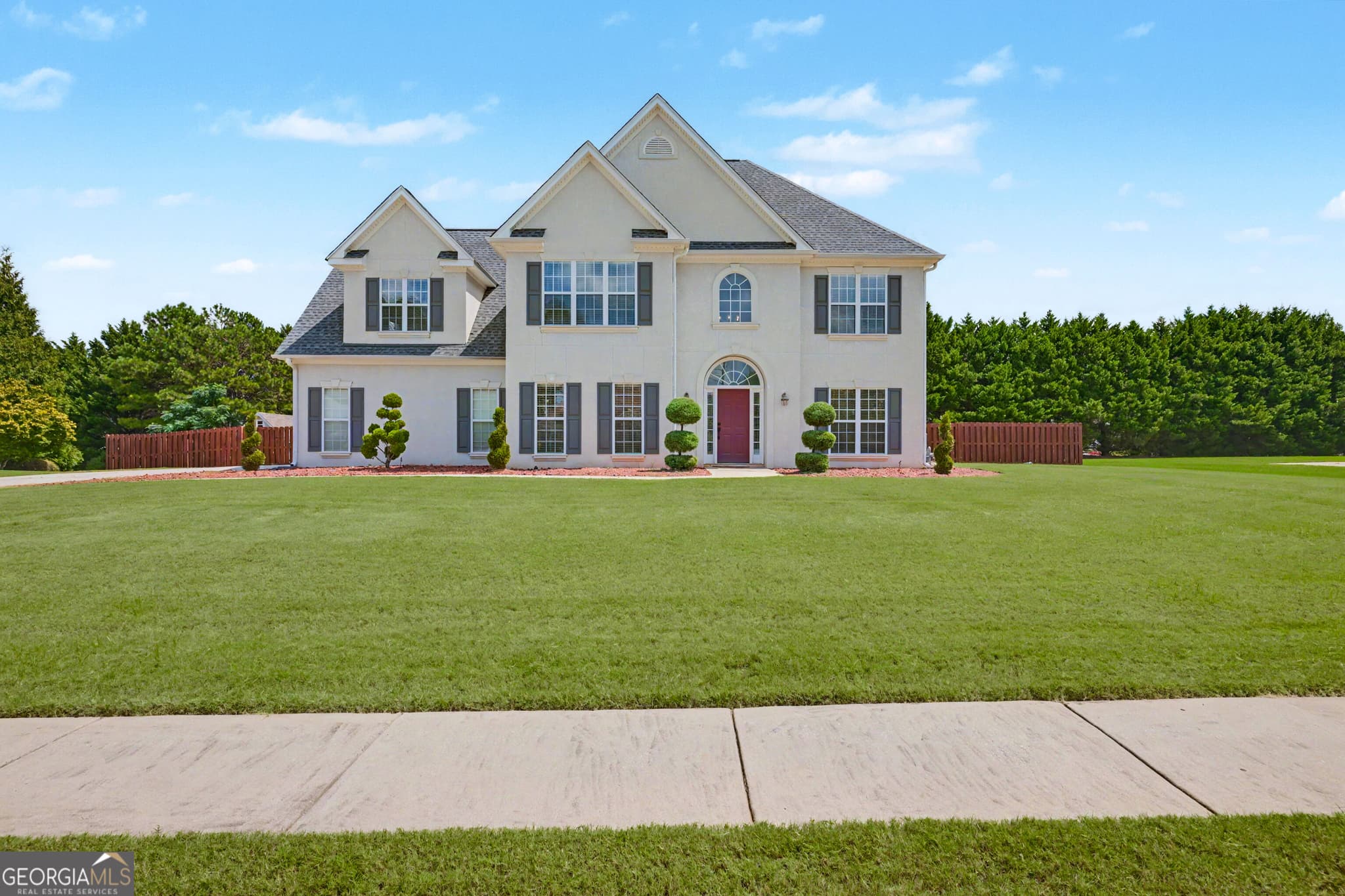 4 bedroom, 2.5 bathroom, 2,587 sq ft single family residence for rent at 305 Sunderland Circle, Fayetteville, GA 30215 for $3,395 a month — photo 1 of 1