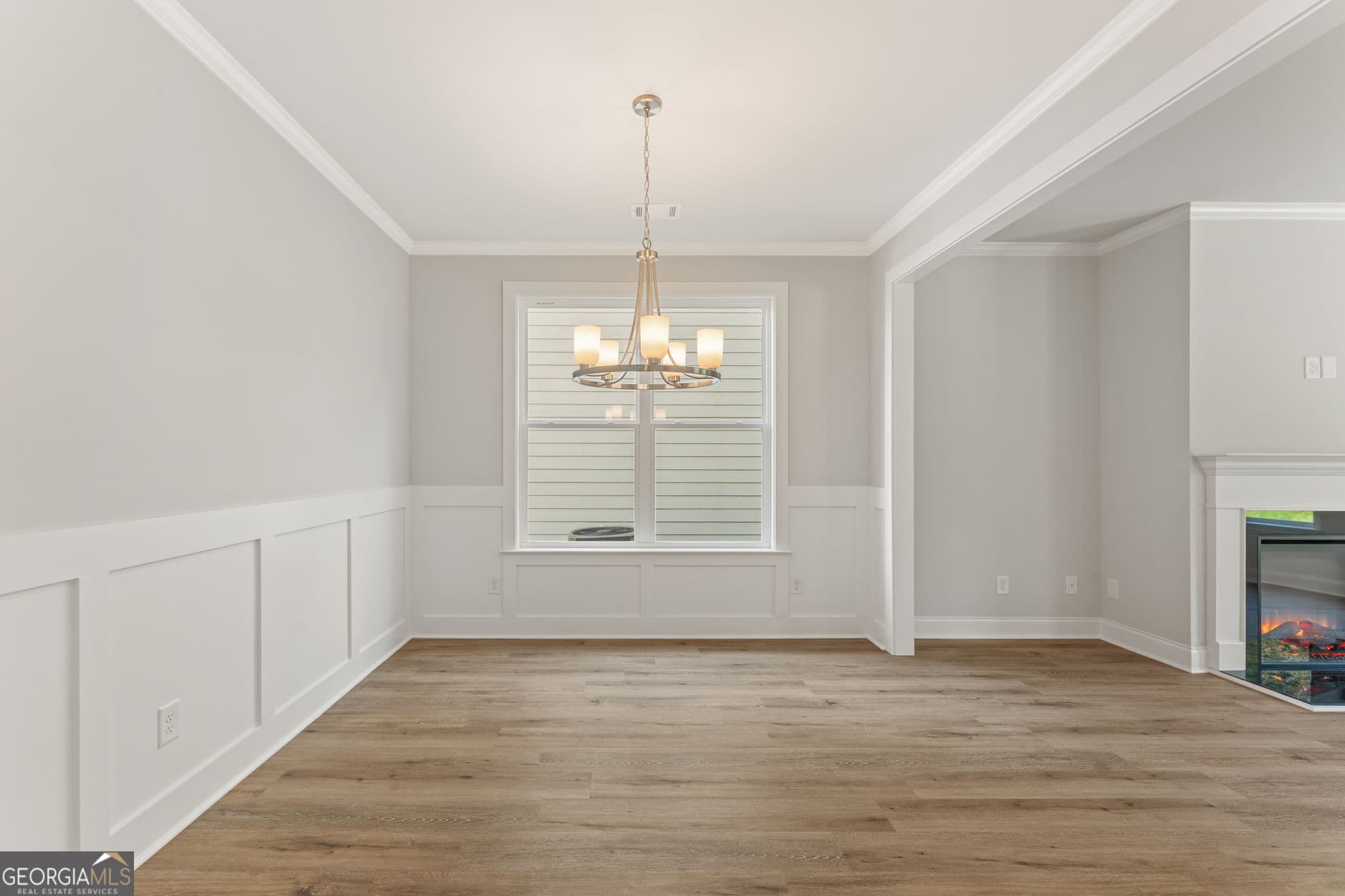 4 bedroom, 2.5 bathroom, 2,428 sq ft single family residence for sale at 7376 ROCKLIN Lane, Flowery Branch, GA 30542 — photo 7