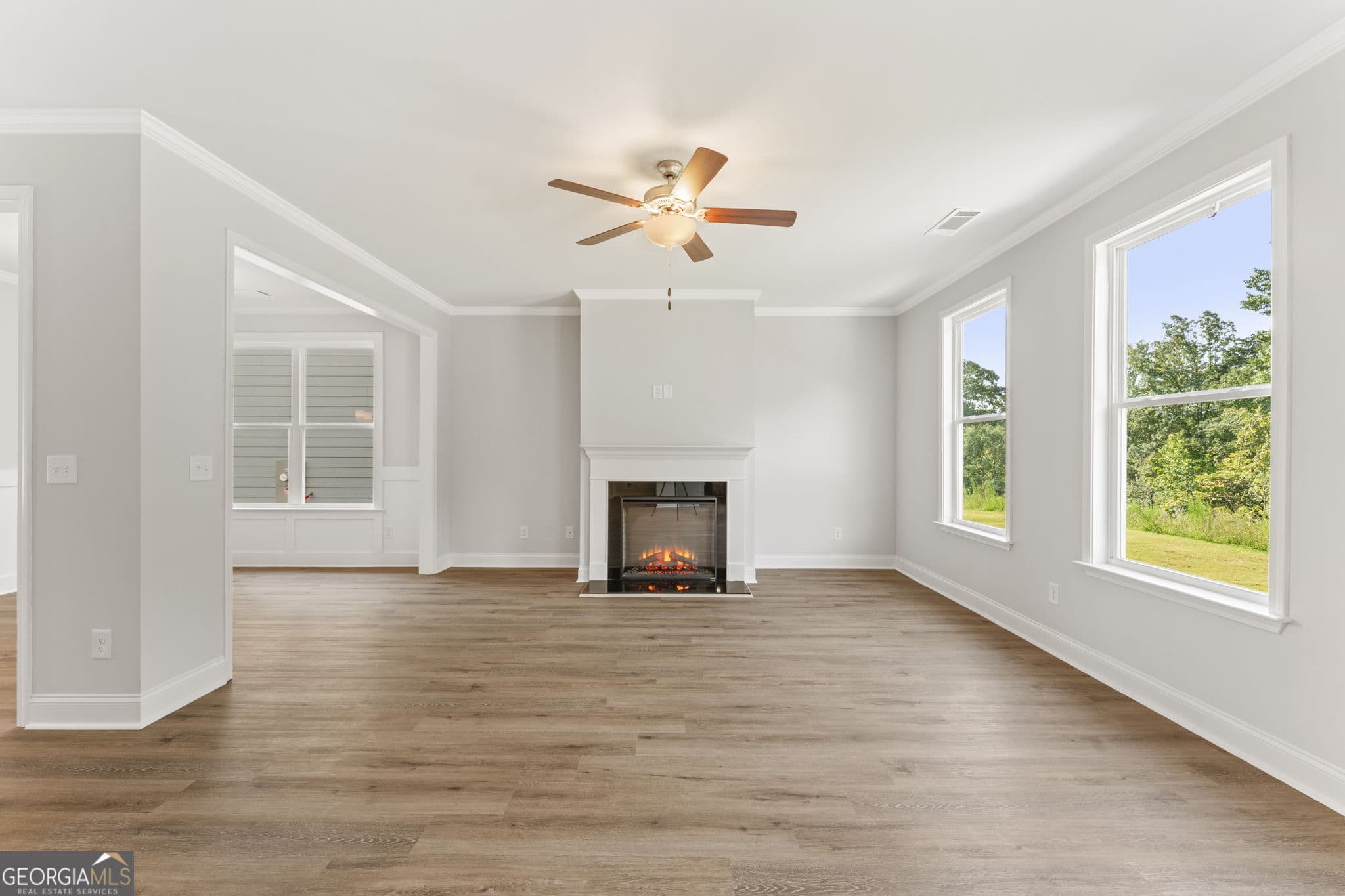 4 bedroom, 2.5 bathroom, 2,428 sq ft single family residence for sale at 7376 ROCKLIN Lane, Flowery Branch, GA 30542 — photo 10