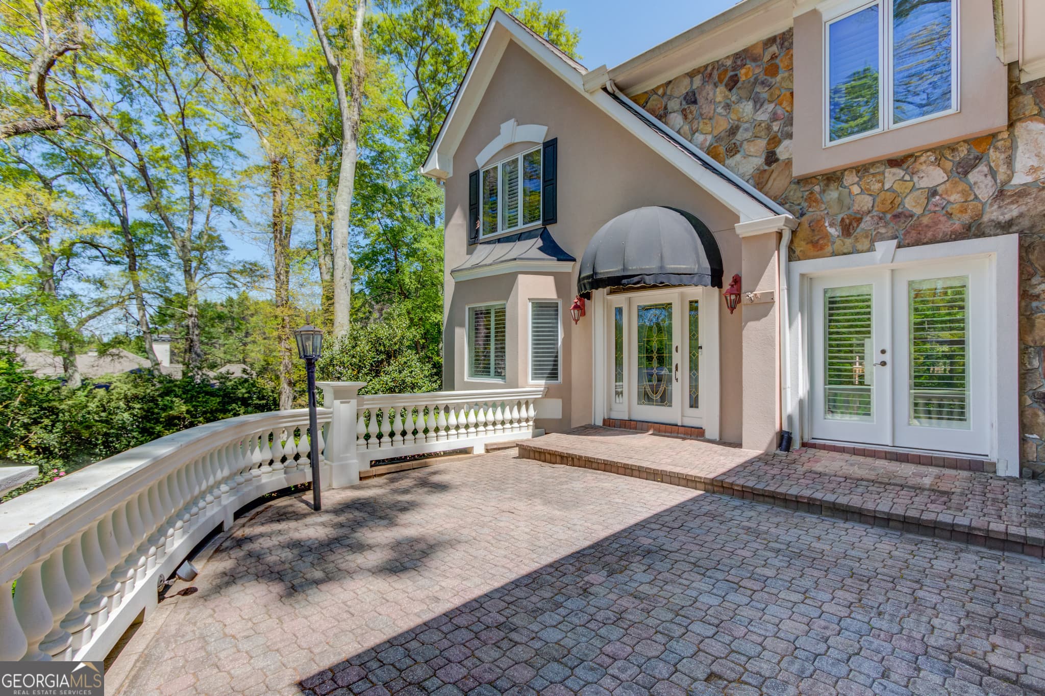 5 bedroom, 6 bathroom, 5,847 sq ft single family residence for sale at 2043 Burgundy Drive, Braselton, GA 30517 — photo 5