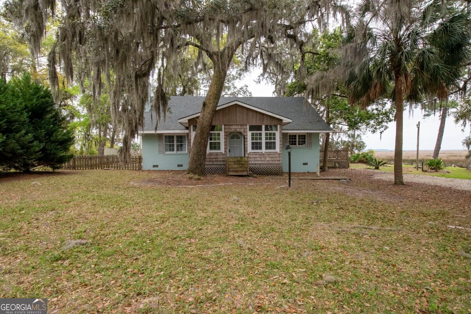 4 bedroom, 4 bathroom, 2,534 sq ft single family residence under contract at 311 Borrell Boulevard, St. Marys, GA 31558