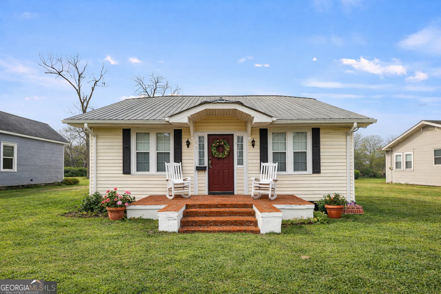 3 bedroom, 2 bathroom, 1,791 sq ft single family residence for sale at 517 N Masonic Street, Millen, GA 30442 — photo 1 of 28