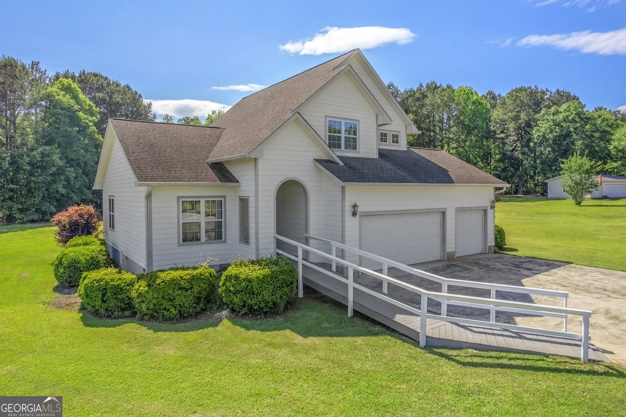 3 bedroom, 2.5 bathroom, 1,804 sq ft single family residence sold at 420 School House Acres, Sparta, GA 31087