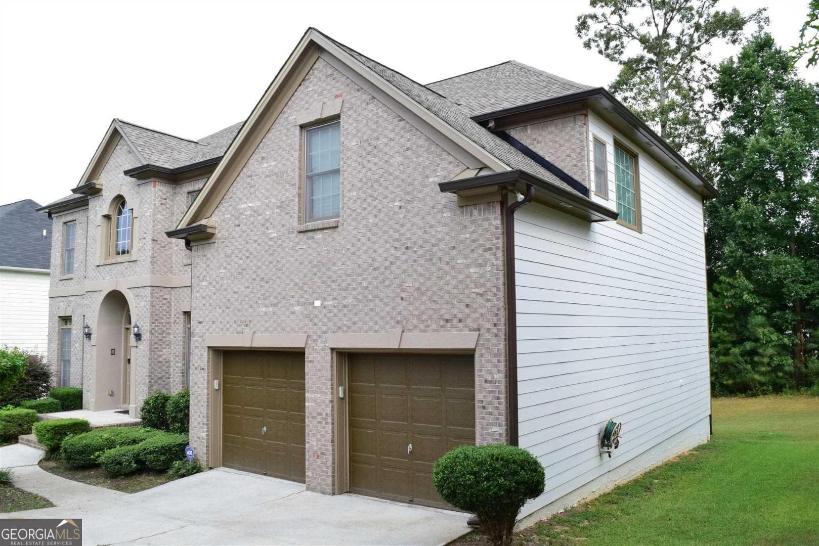 5 bedroom, 5 bathroom, 4,867 sq ft single family residence for sale at 3515 Renaissance Circle, South Fulton, GA 30349 — photo 3