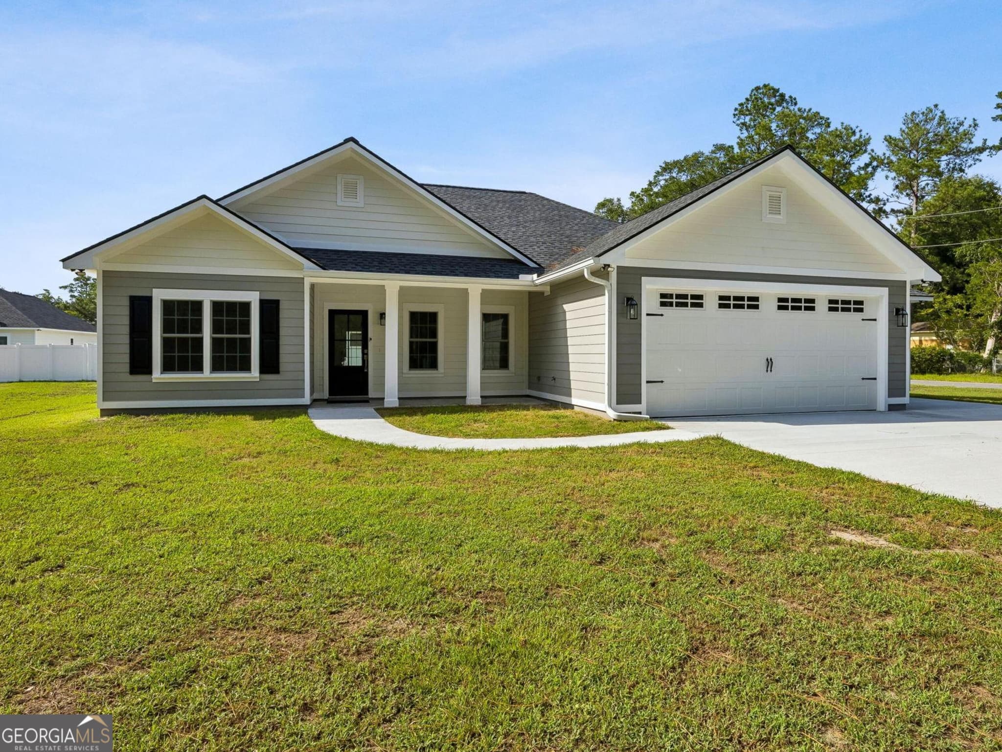 3 bedroom, 2 bathroom, 1,531 sq ft single family residence for sale at 215 McQueen Street, Folkston, GA 31537 — photo 4