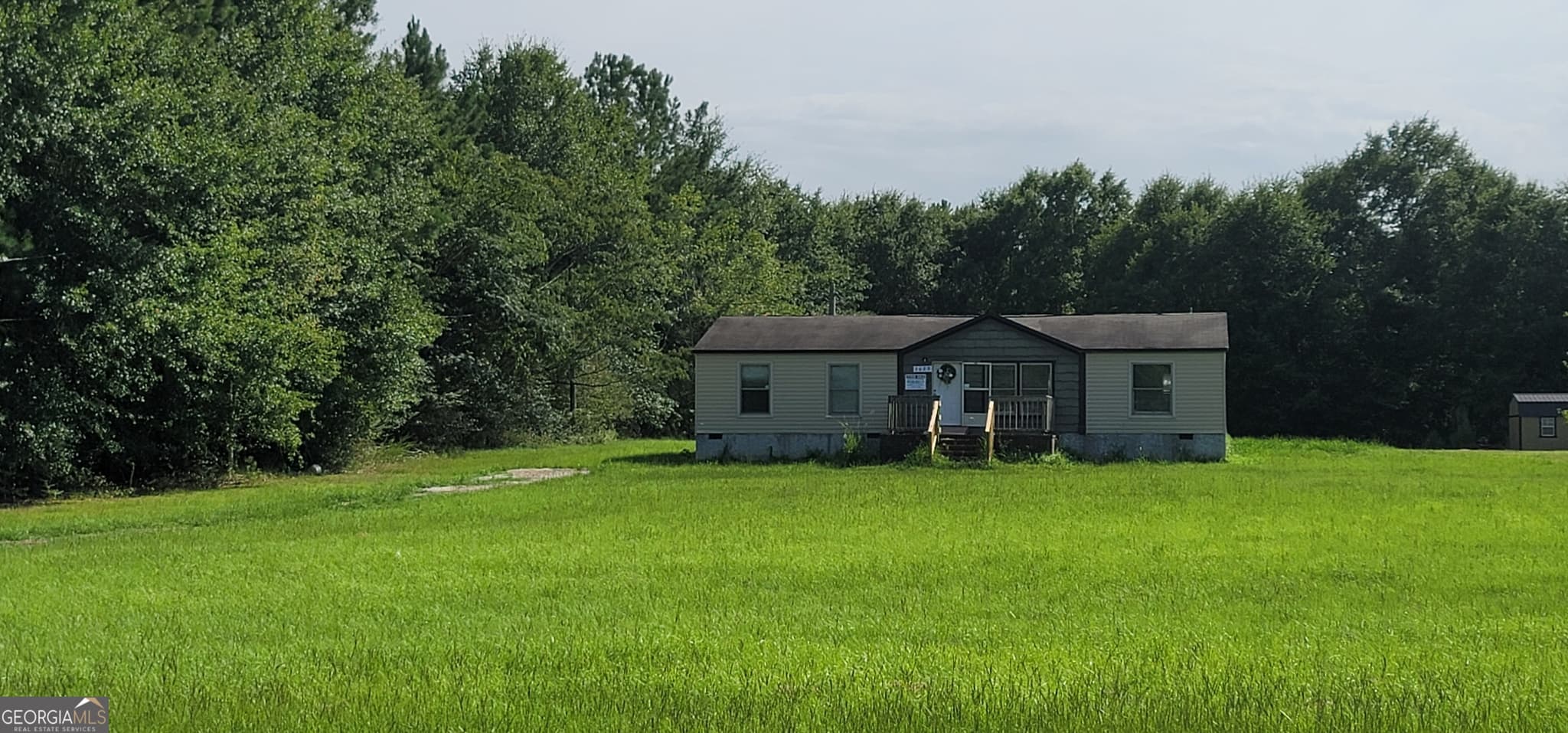 3 bedroom, 2 bathroom, 1,664 sq ft manufactured home,single family residence for sale at 3629 Springhill Church Road, Blythe, GA 30805