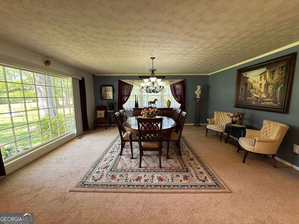 3 bedroom, 2 bathroom, 2,528 sq ft single family residence for sale at 277 Lincoln Avenue, Fitzgerald, GA 31750 — photo 3