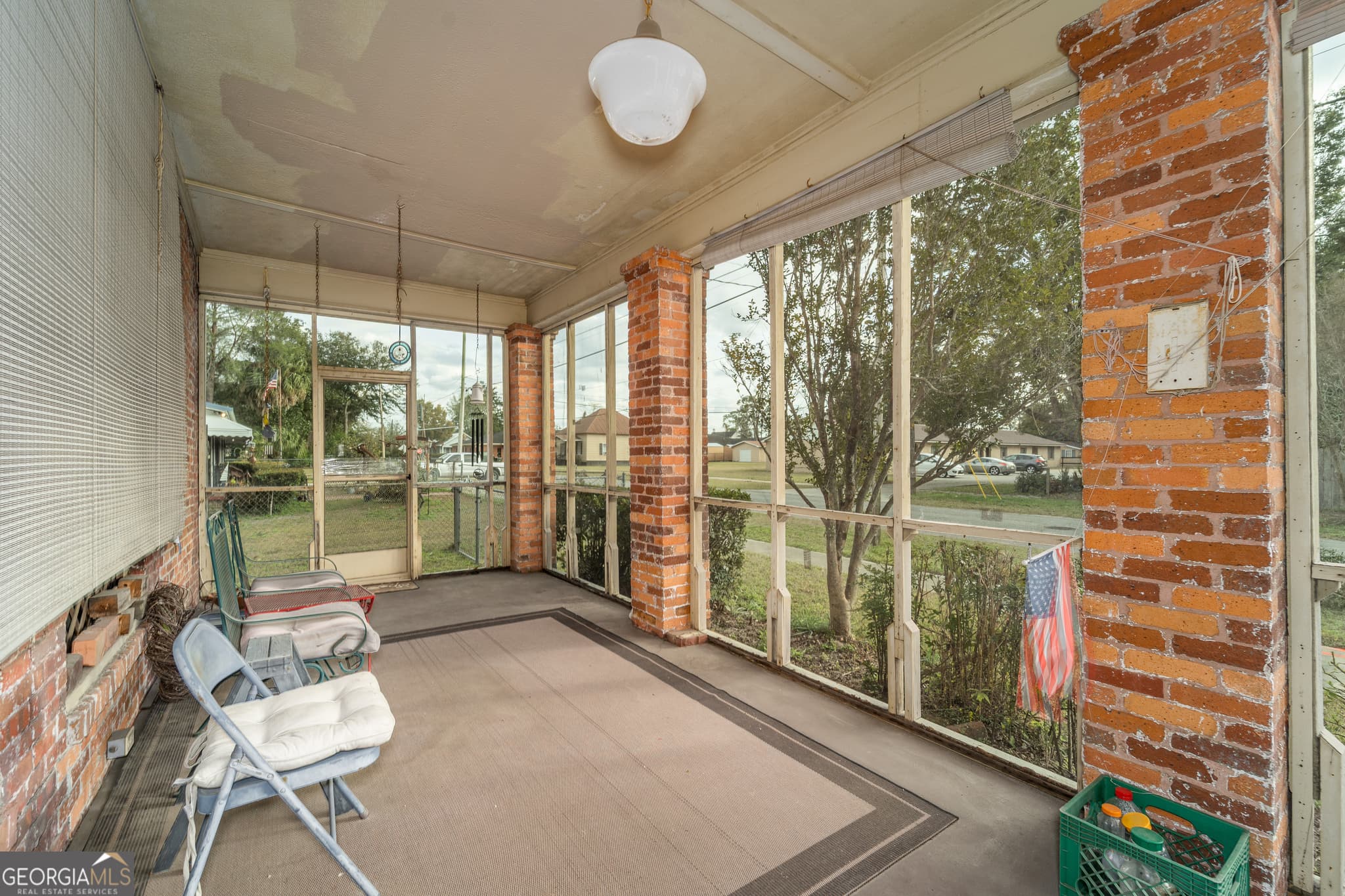3 bedroom, 2 bathroom, 2,560 sq ft single family residence under contract at 212 Butler Street, Waycross, GA 31501 — photo 3