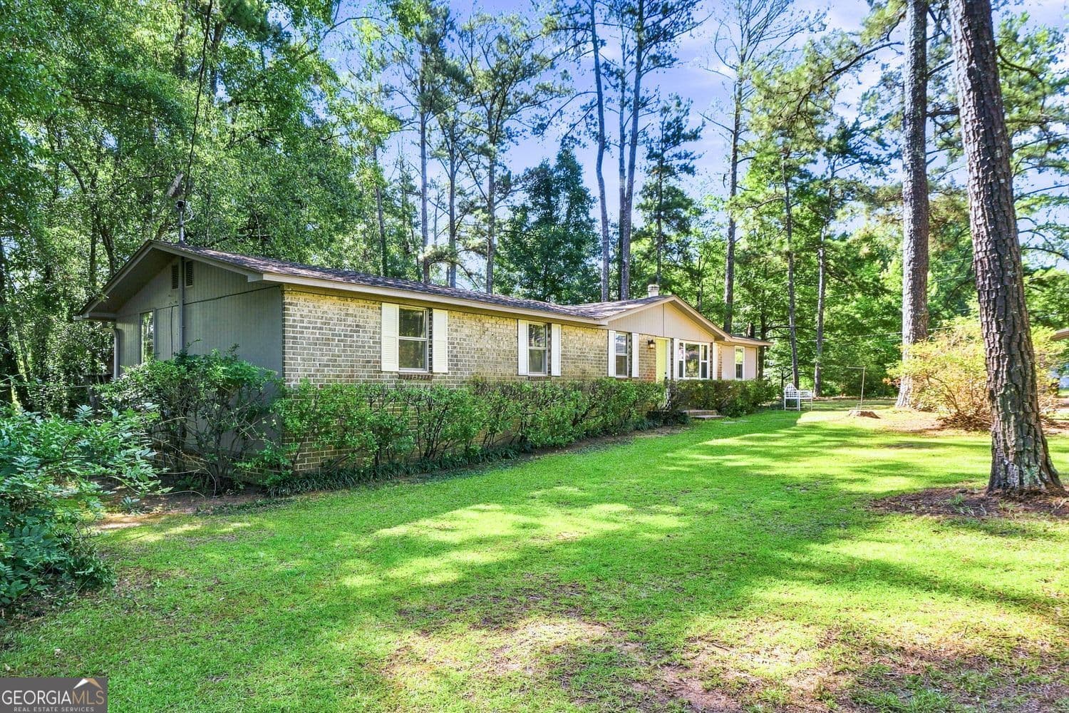 3 bedroom, 2 bathroom, 2,274 sq ft single family residence for sale at 361 Wisso Road, Griffin, GA 30223 — photo 2