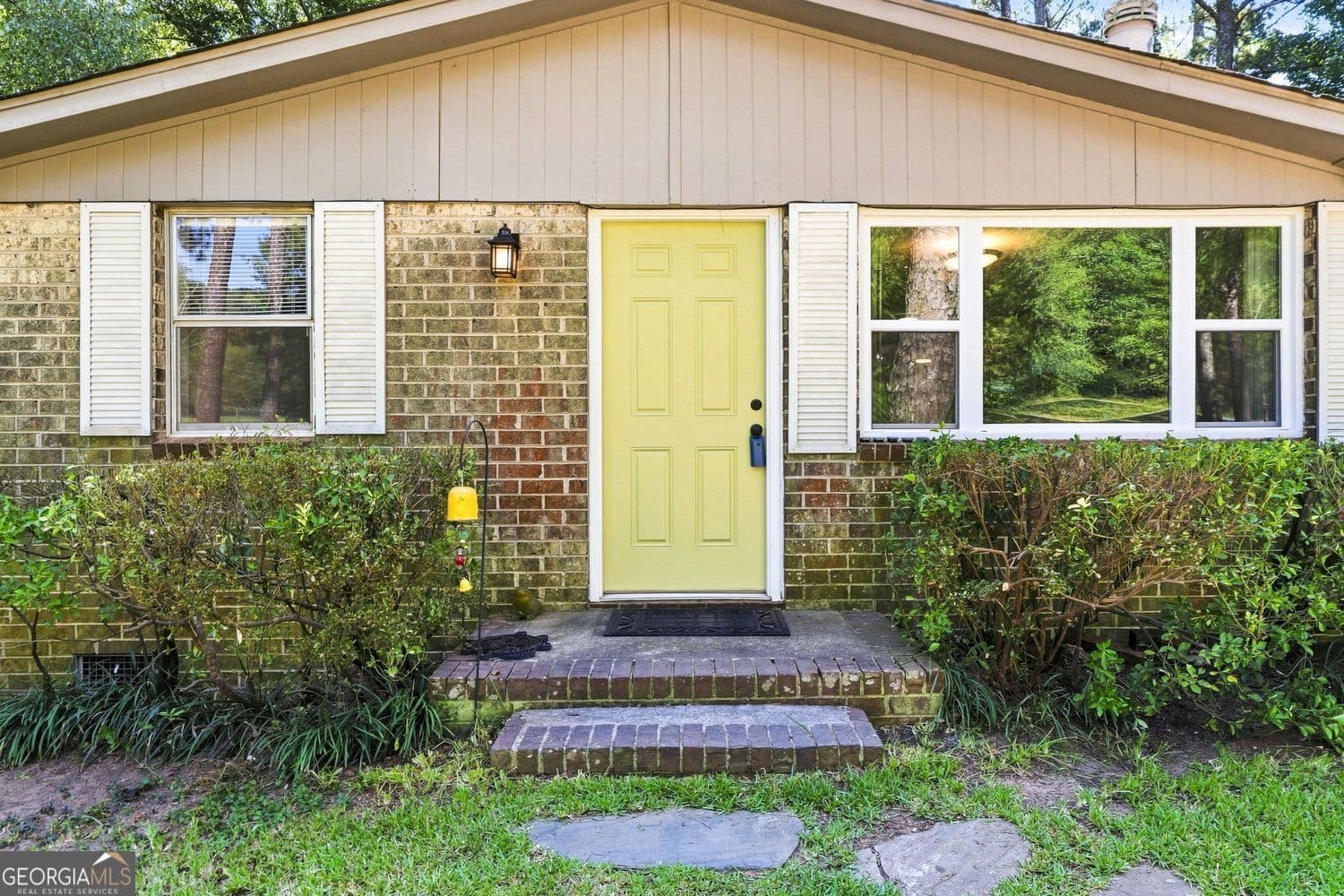 3 bedroom, 2 bathroom, 2,274 sq ft single family residence for sale at 361 Wisso Road, Griffin, GA 30223 — photo 6