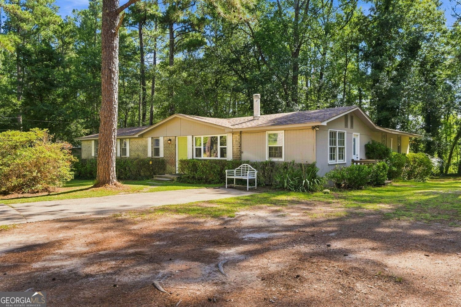 3 bedroom, 2 bathroom, 2,274 sq ft single family residence for sale at 361 Wisso Road, Griffin, GA 30223 — photo 3