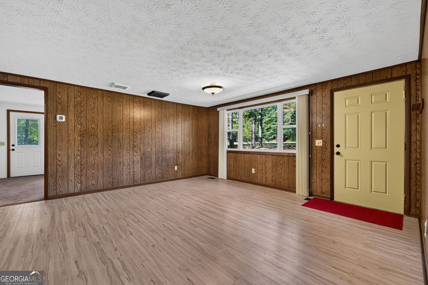 3 bedroom, 2 bathroom, 2,274 sq ft single family residence for sale at 361 Wisso Road, Griffin, GA 30223 — photo 8