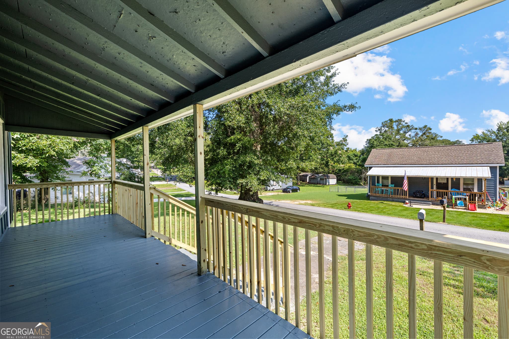 2 bedroom, 2 bathroom, 1,560 sq ft single family residence for sale at 51 E Jones Street, Newnan, GA 30263 — photo 3