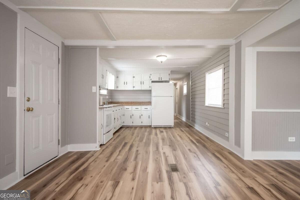 2 bedroom, 1 bathroom, 720 sq ft manufactured home,single family residence for sale at 146 Amberly Drive, Hull, GA 30646 — photo 8