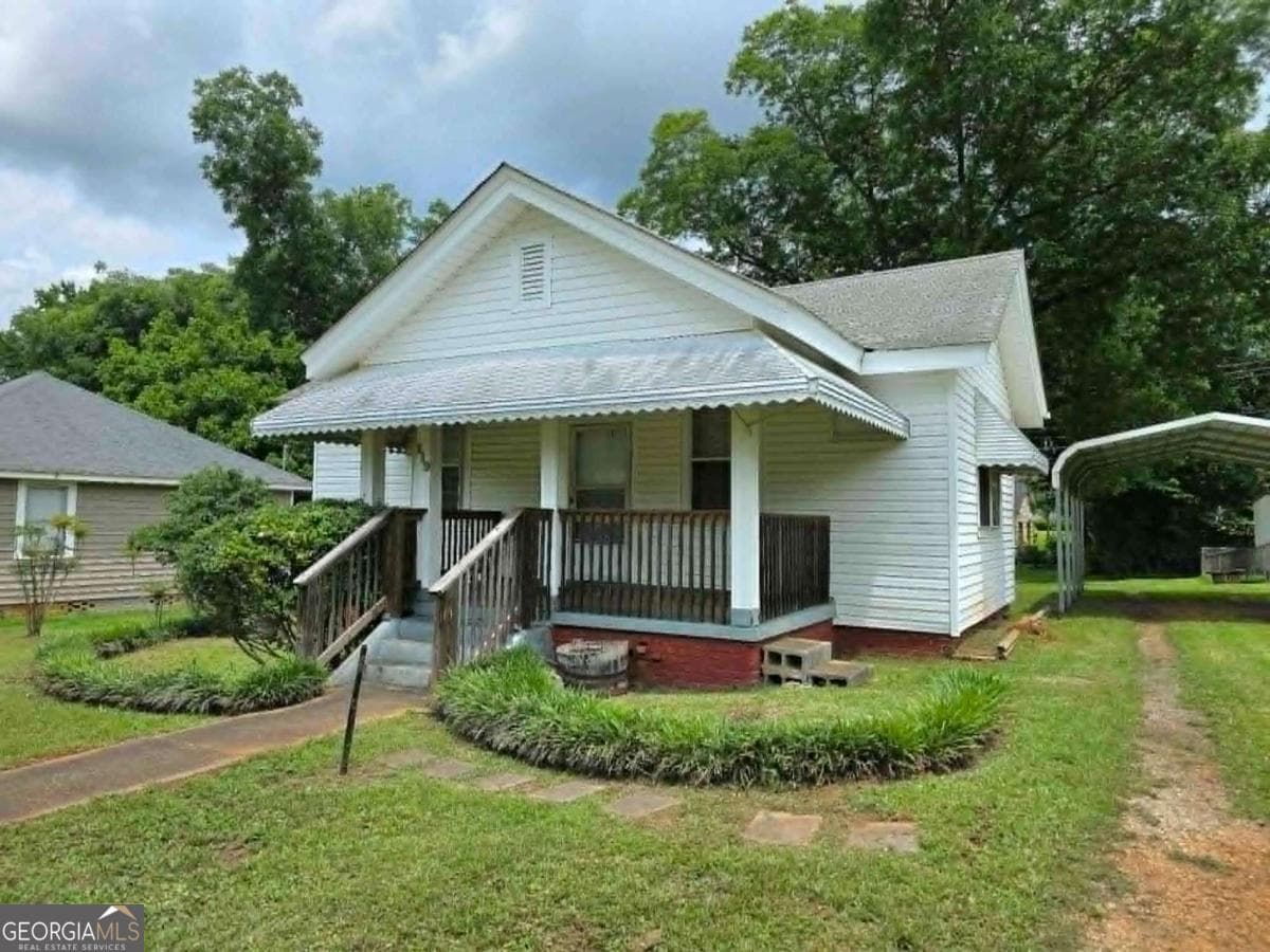 2 bedroom, 1 bathroom, 960 sq ft single family residence for sale at 119 O Street, Thomaston, GA 30286 — photo 3
