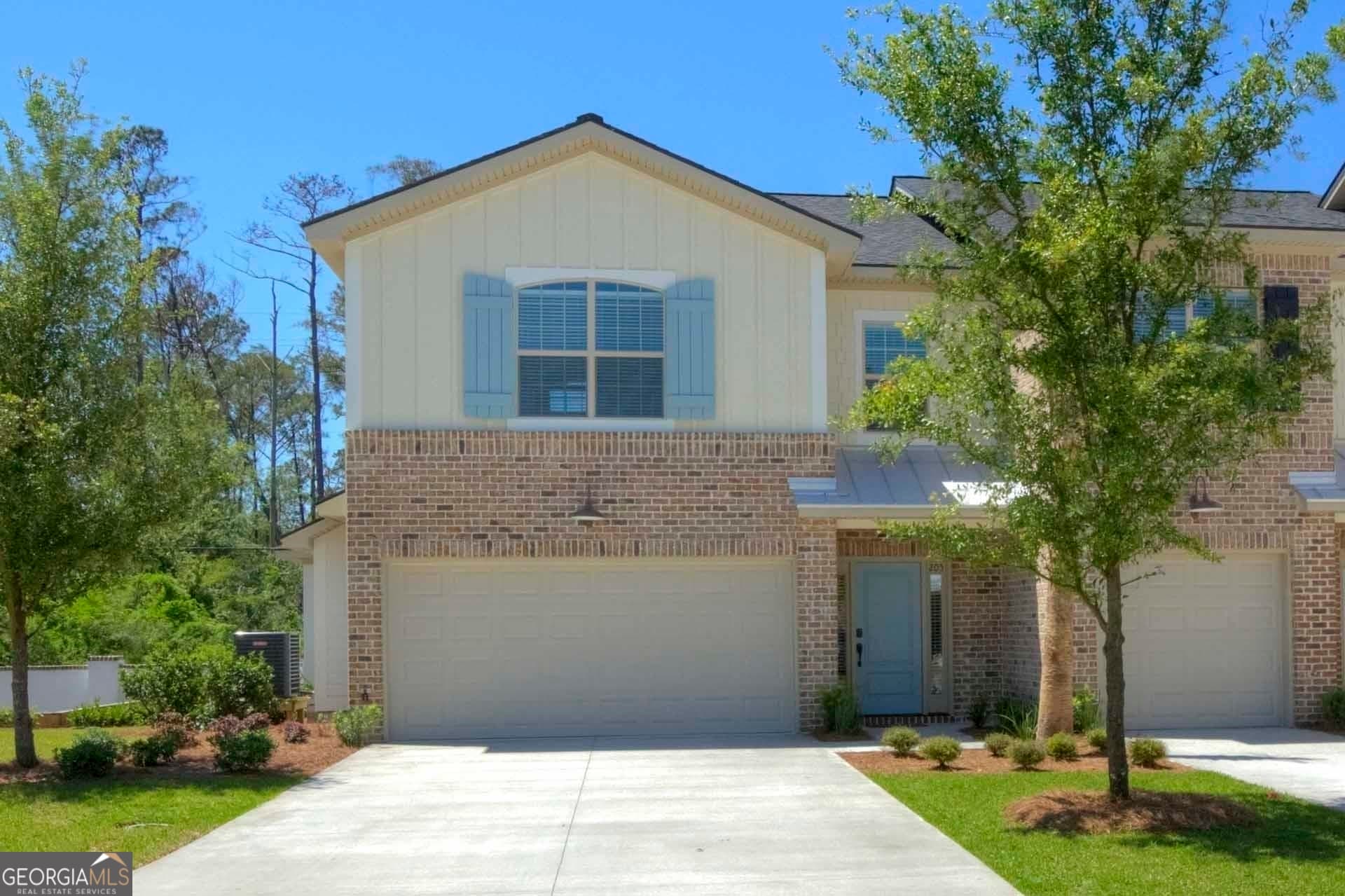 4 bedroom, 3.5 bathroom, 2,286 sq ft townhouse for rent at 205 Mariners Circle, St. Simons, GA 31522 for $5,700 a month — photo 3