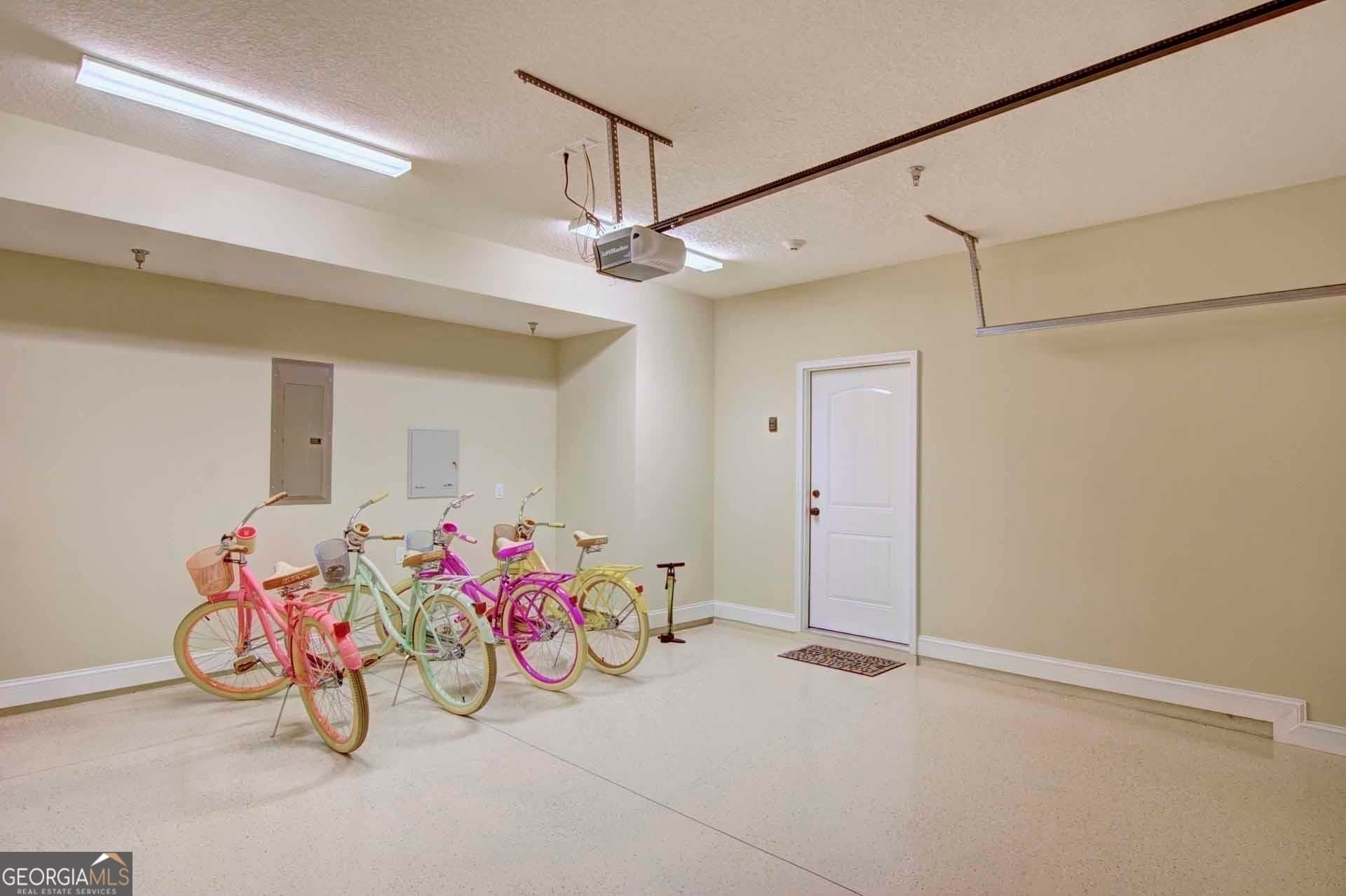 4 bedroom, 3.5 bathroom, 2,286 sq ft townhouse for rent at 205 Mariners Circle, St. Simons, GA 31522 for $5,700 a month — photo 4