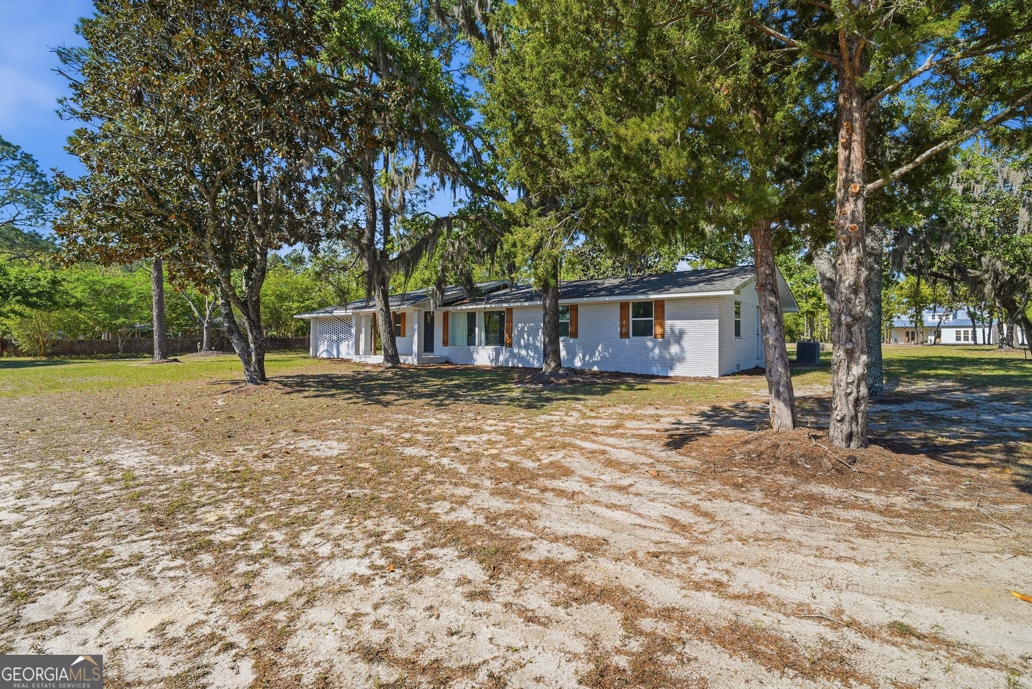 4 bedroom, 2 bathroom, 100 sq ft single family residence for sale at 2448 Ware Street, Blackshear, GA 31516 — photo 2