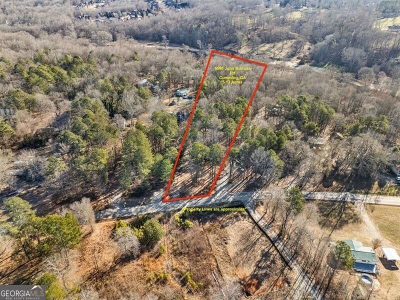 3 bedroom, 2 bathroom, 1,560 sq ft manufactured home,single family residence for sale at 5590 John Burruss Road, Cumming, GA 30040 — photo 3
