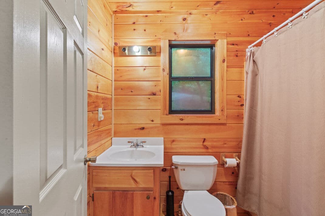 2 bedroom, 3 bathroom, 2,040 sq ft cabin,single family residence for sale at 795 Fugue Drive, Ellijay, GA 30540 — photo 10