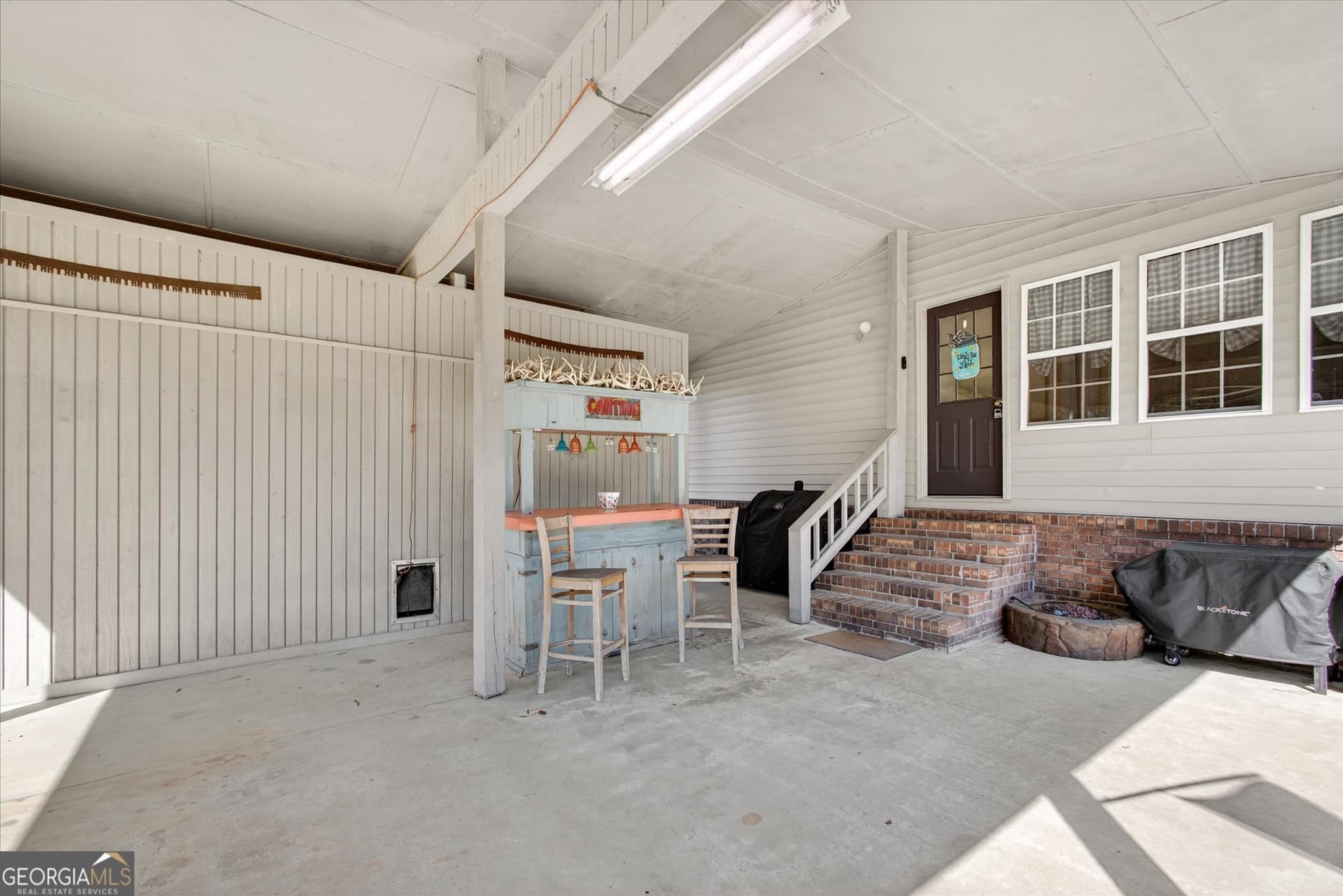 4 bedroom, 3 bathroom, 2,128 sq ft manufactured home,single family residence under contract at 395 Winchester Road, Sylvania, GA 30467 — photo 4
