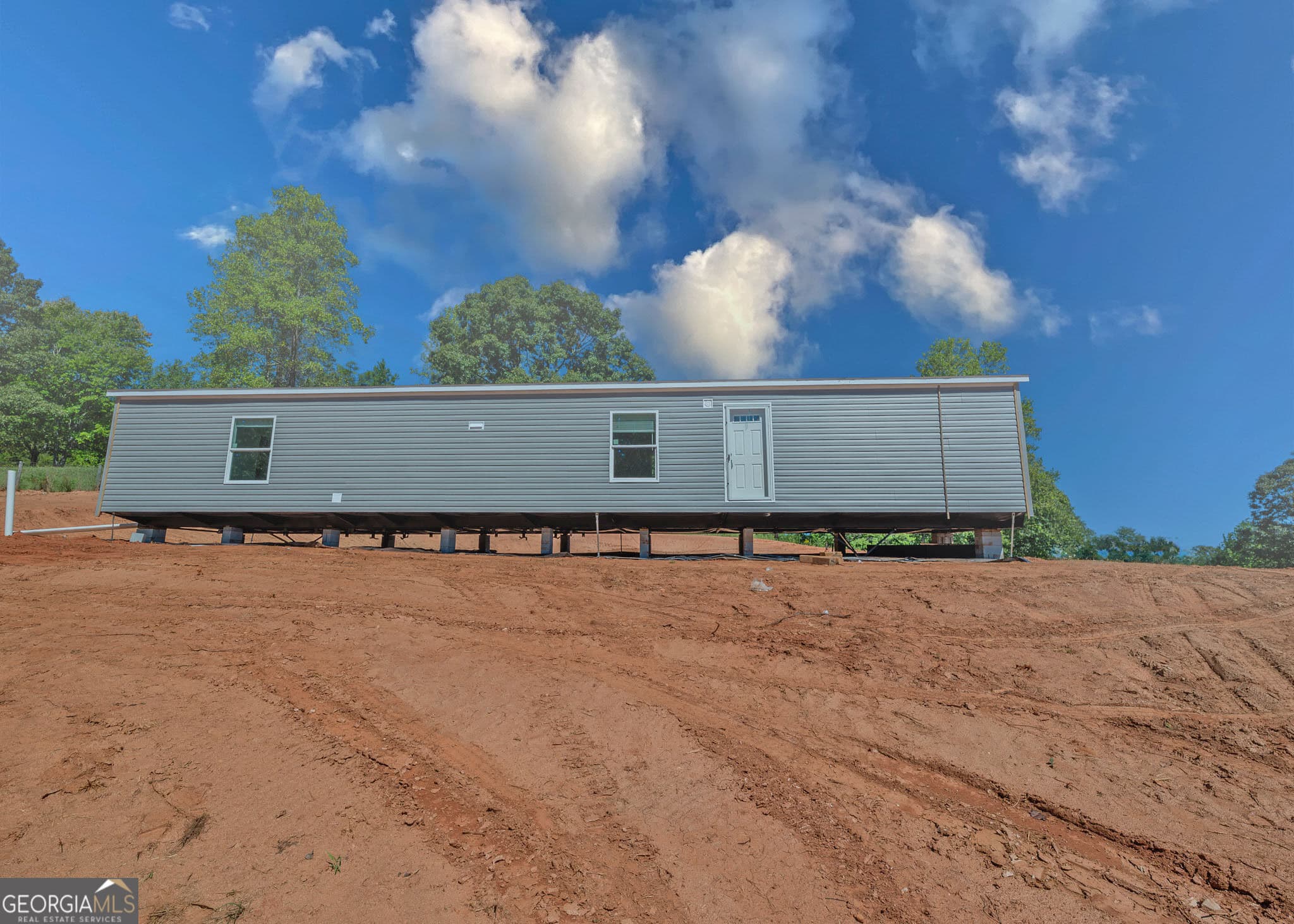 2 bedroom, 2 bathroom, 980 sq ft manufactured home,single family residence for sale at 6060 Gumlog Road, Martin, GA 30557 — photo 4