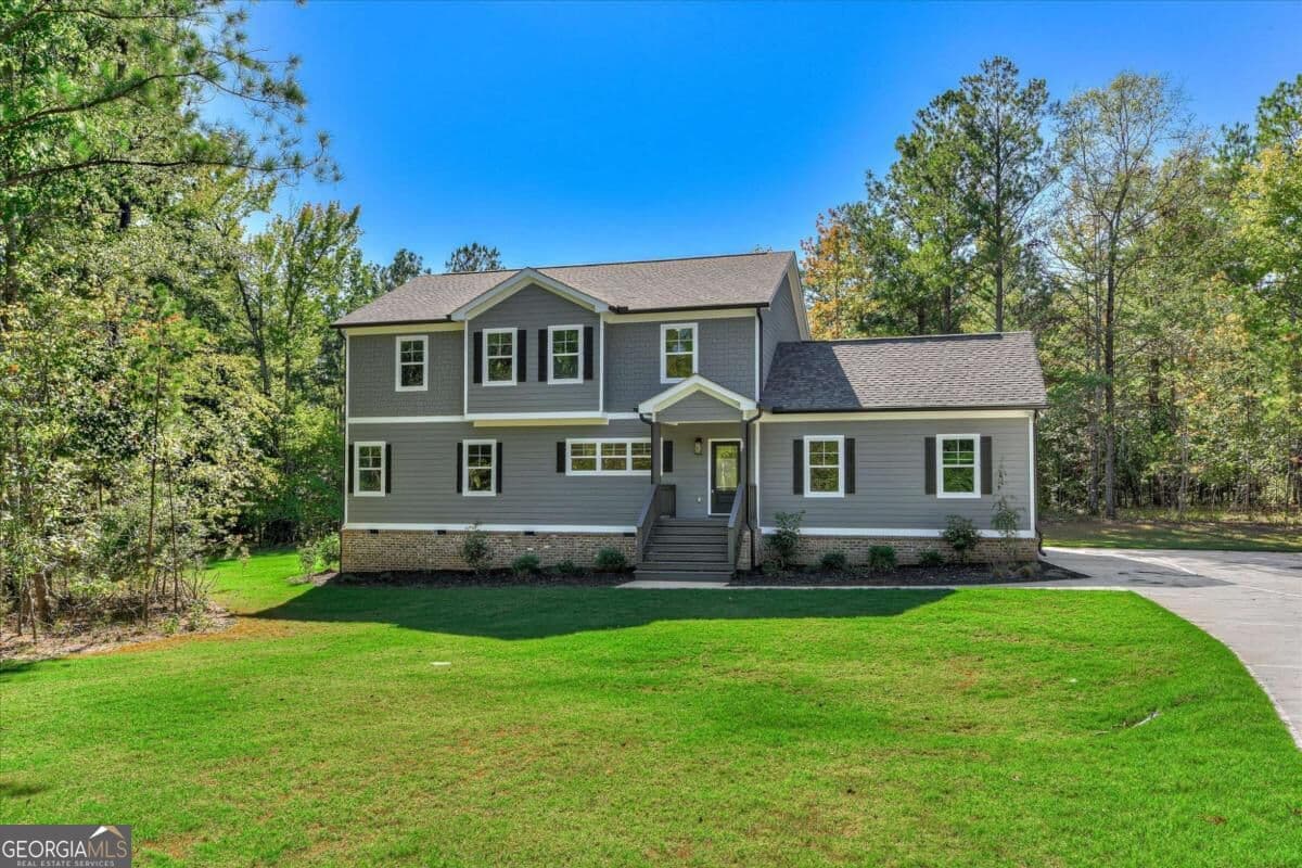 5 bedroom, 3 bathroom, 2,707 sq ft single family residence for sale at 1021 Pointe, Tignall, GA 30668 — photo 5