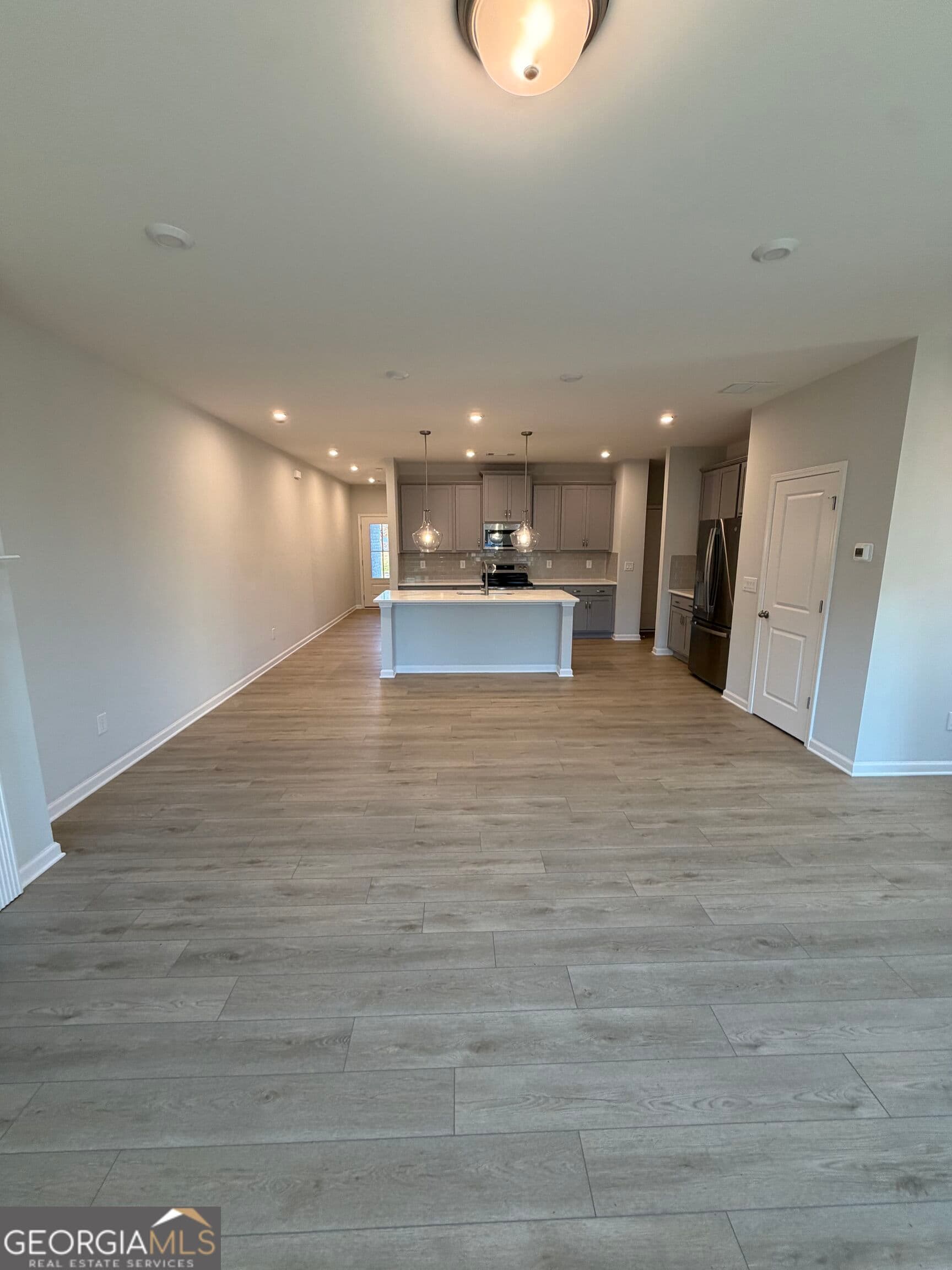 3 bedroom, 2.5 bathroom, 1,863 sq ft townhouse for rent at 842 Leraes Way, Loganville, GA 30052 for $2,395 a month — photo 3