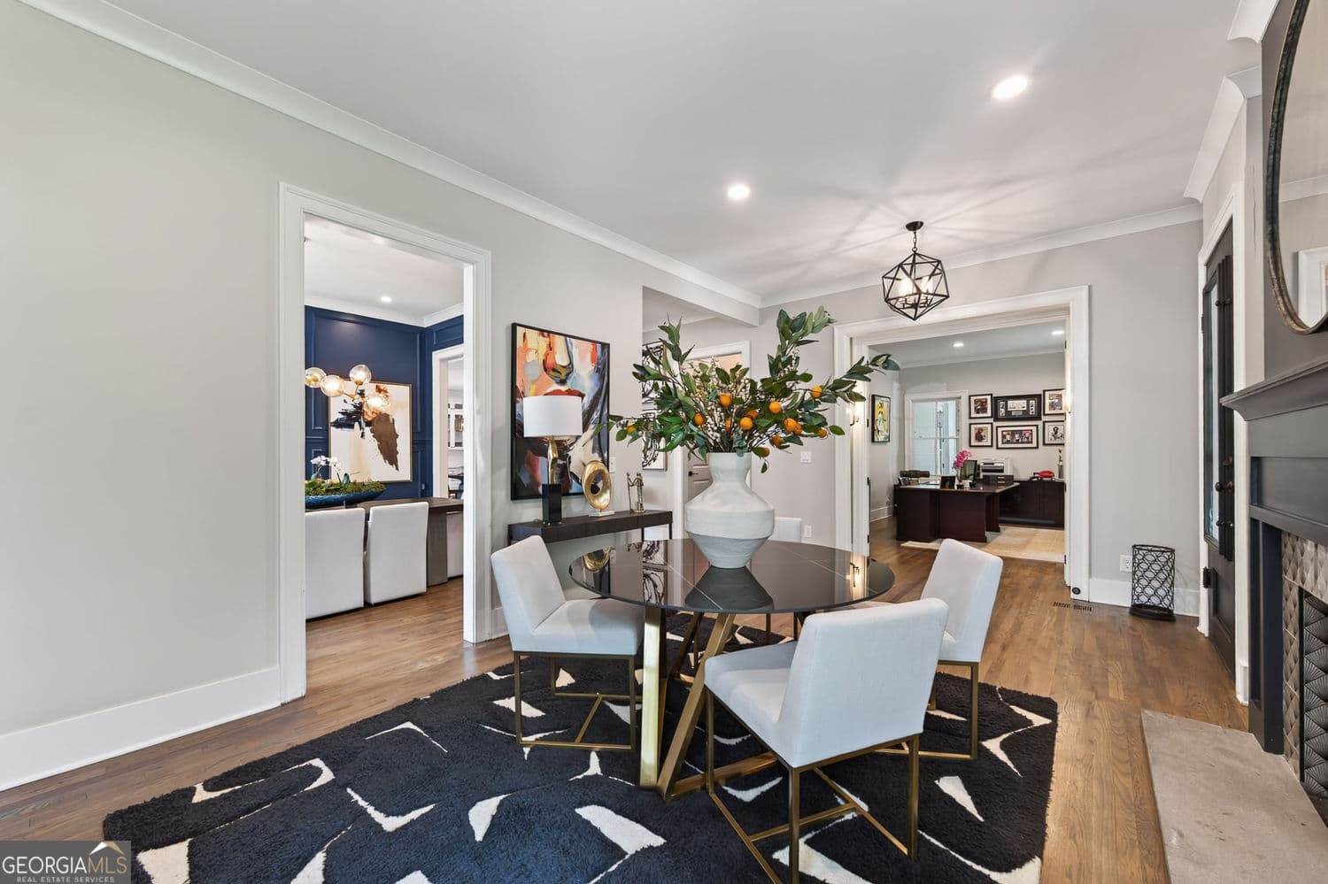 5 bedroom, 4.5 bathroom, 5,525 sq ft single family residence for sale at 3882 Wieuca Road, Atlanta, GA 30342 — photo 10