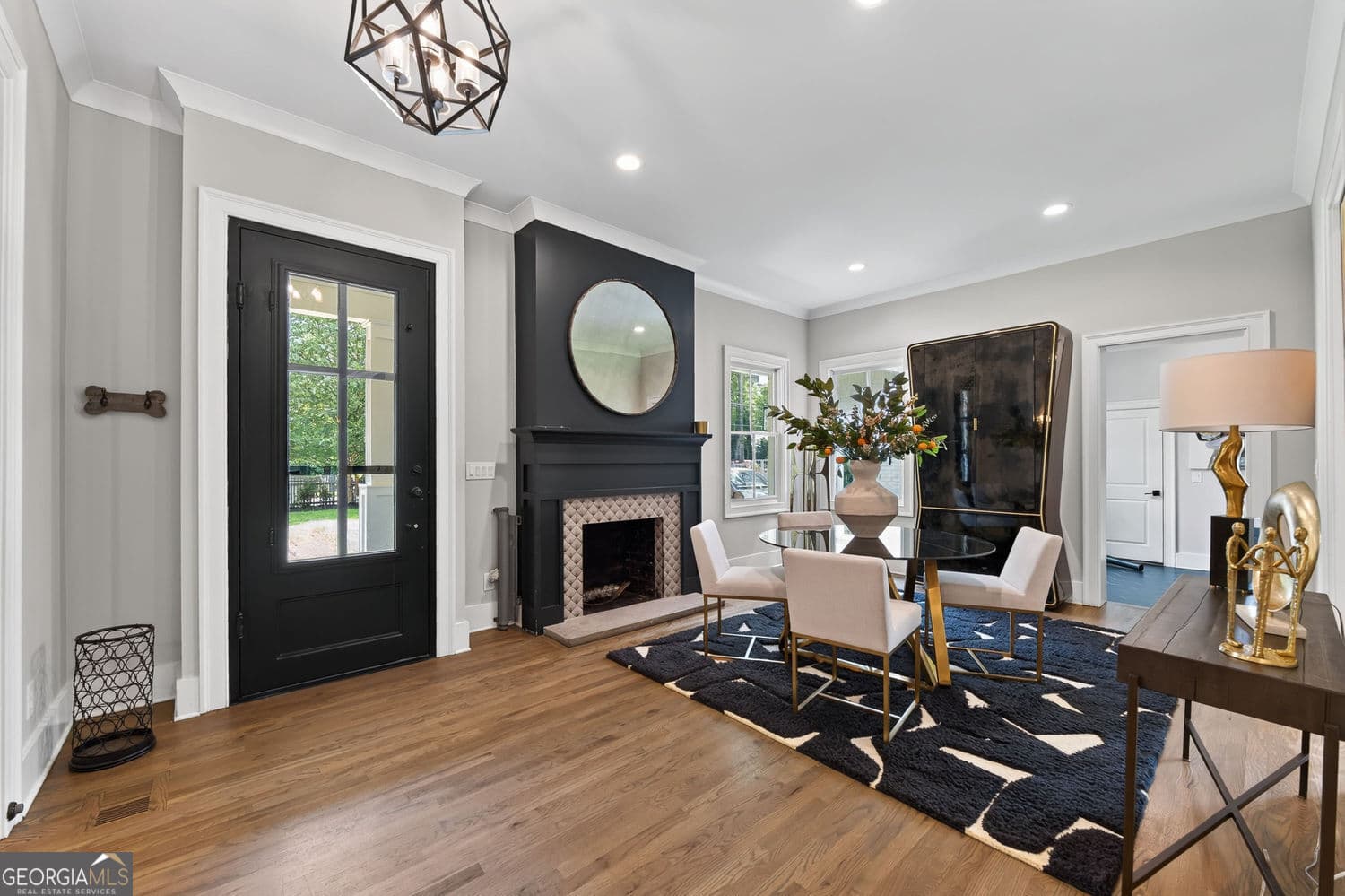 5 bedroom, 4.5 bathroom, 5,525 sq ft single family residence for sale at 3882 Wieuca Road, Atlanta, GA 30342 — photo 8