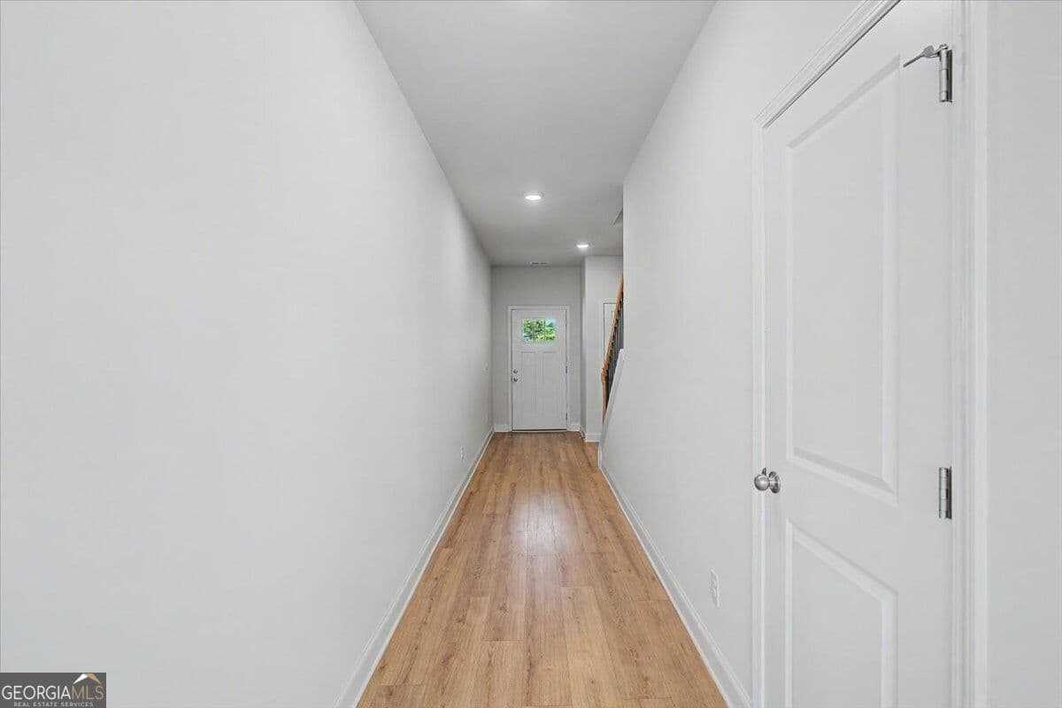 5 bedroom, 4 bathroom, 2,615 sq ft single family residence for rent at 61 Dew Drop Point, Dallas, GA 30157 for $2,350 a month — photo 5