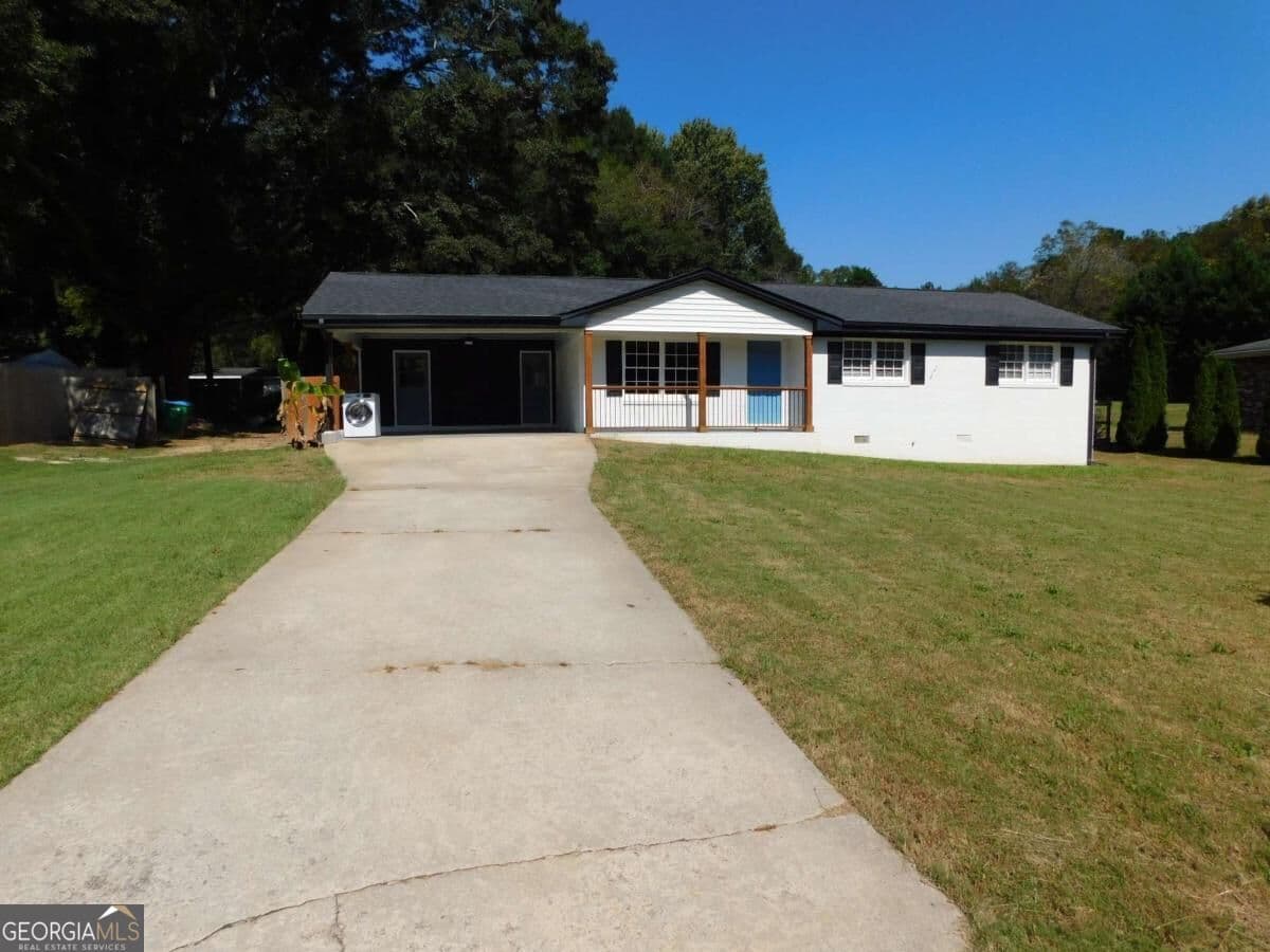 3 bedroom, 2 bathroom single family residence for sale at 3928 Lillie Street, Powder Springs, GA 30127