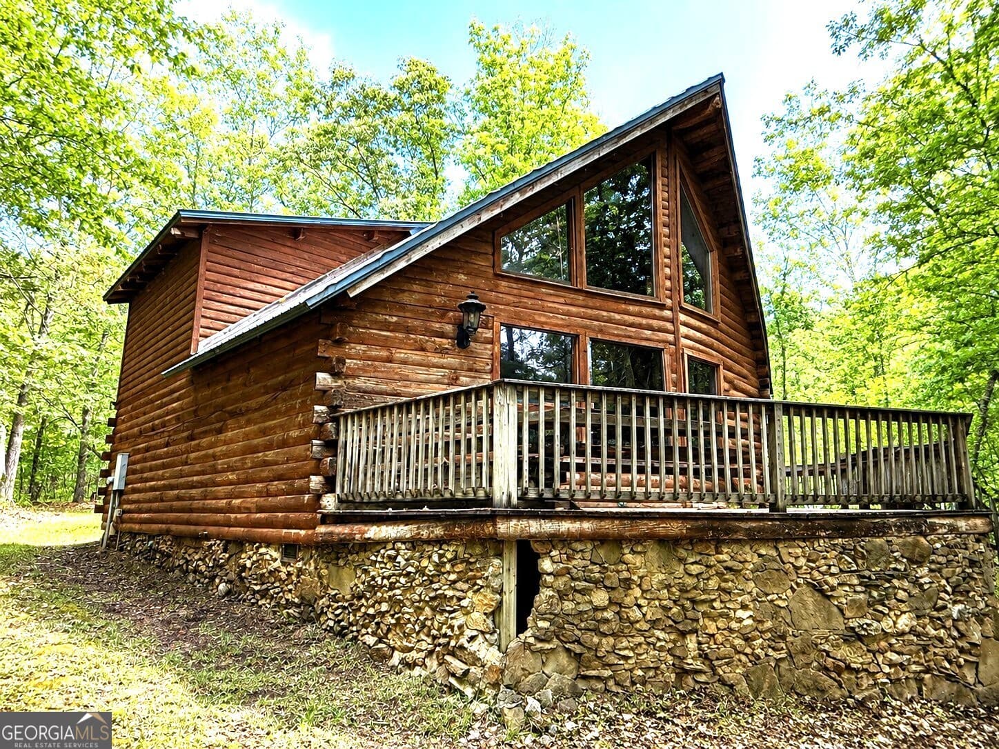 2 bedroom, 2 bathroom, 1,588 sq ft cabin,single family residence for sale at 82 Poinsettia Place, Sparta, GA 31087