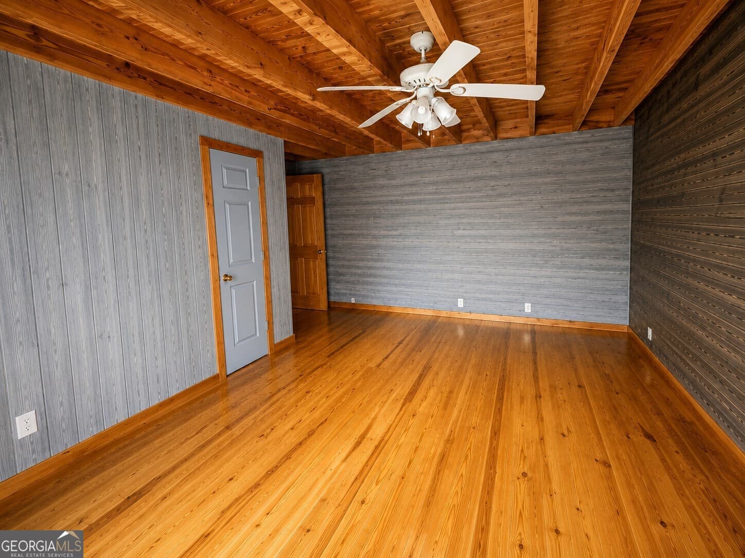 2 bedroom, 2 bathroom, 1,588 sq ft cabin,single family residence for sale at 82 Poinsettia Place, Sparta, GA 31087 — photo 9