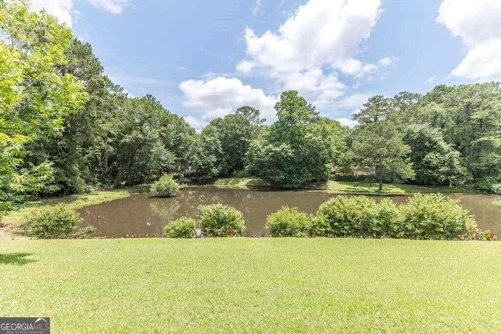 4 bedroom, 4 bathroom, 6,842 sq ft single family residence for rent at 103 Turnberry Court, Dublin, GA 31021 for $5,950 a month — photo 8