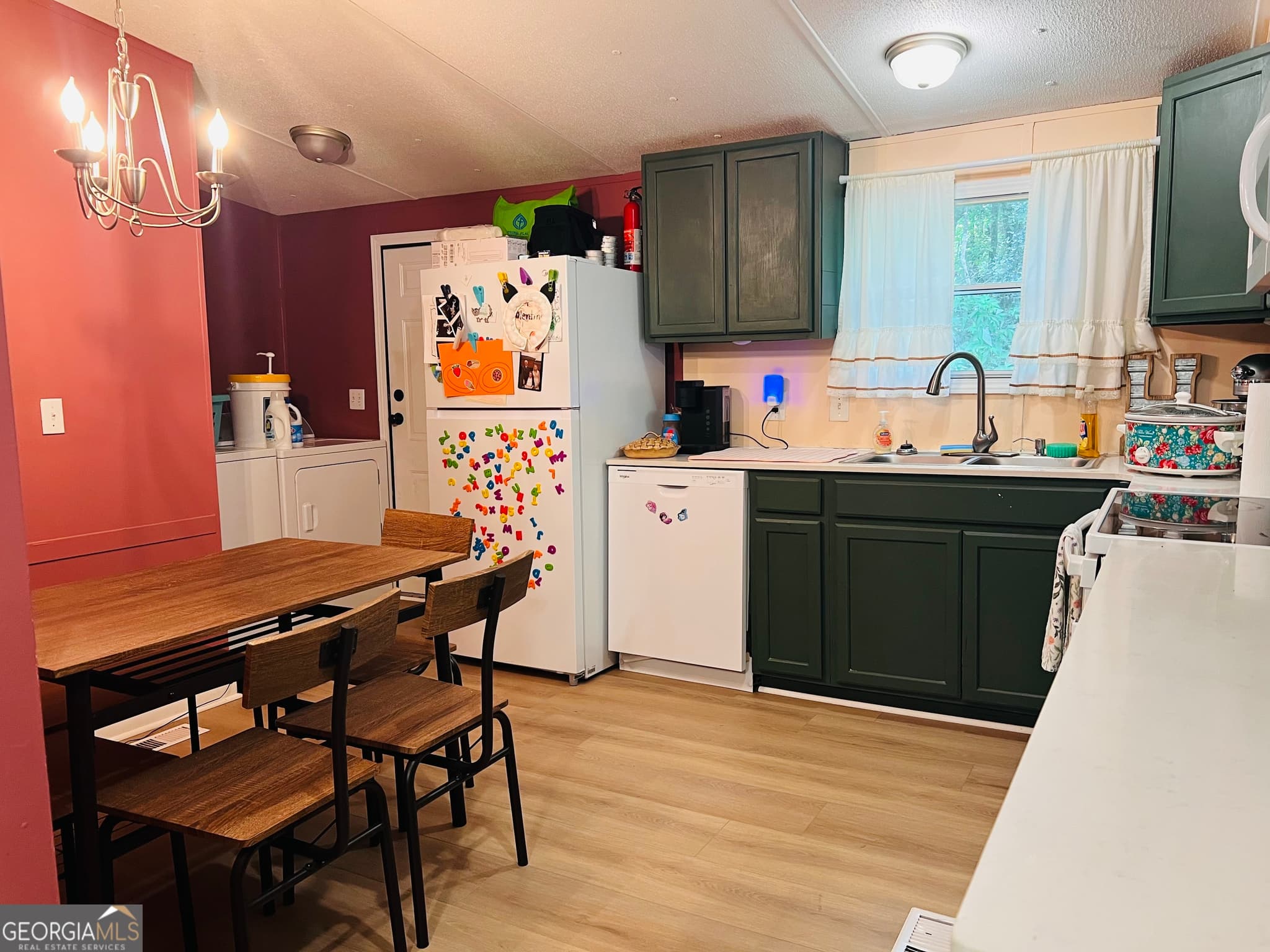 3 bedroom, 2 bathroom, 960 sq ft single family residence for sale at 115 Baird, Cohutta, GA 30710 — photo 5