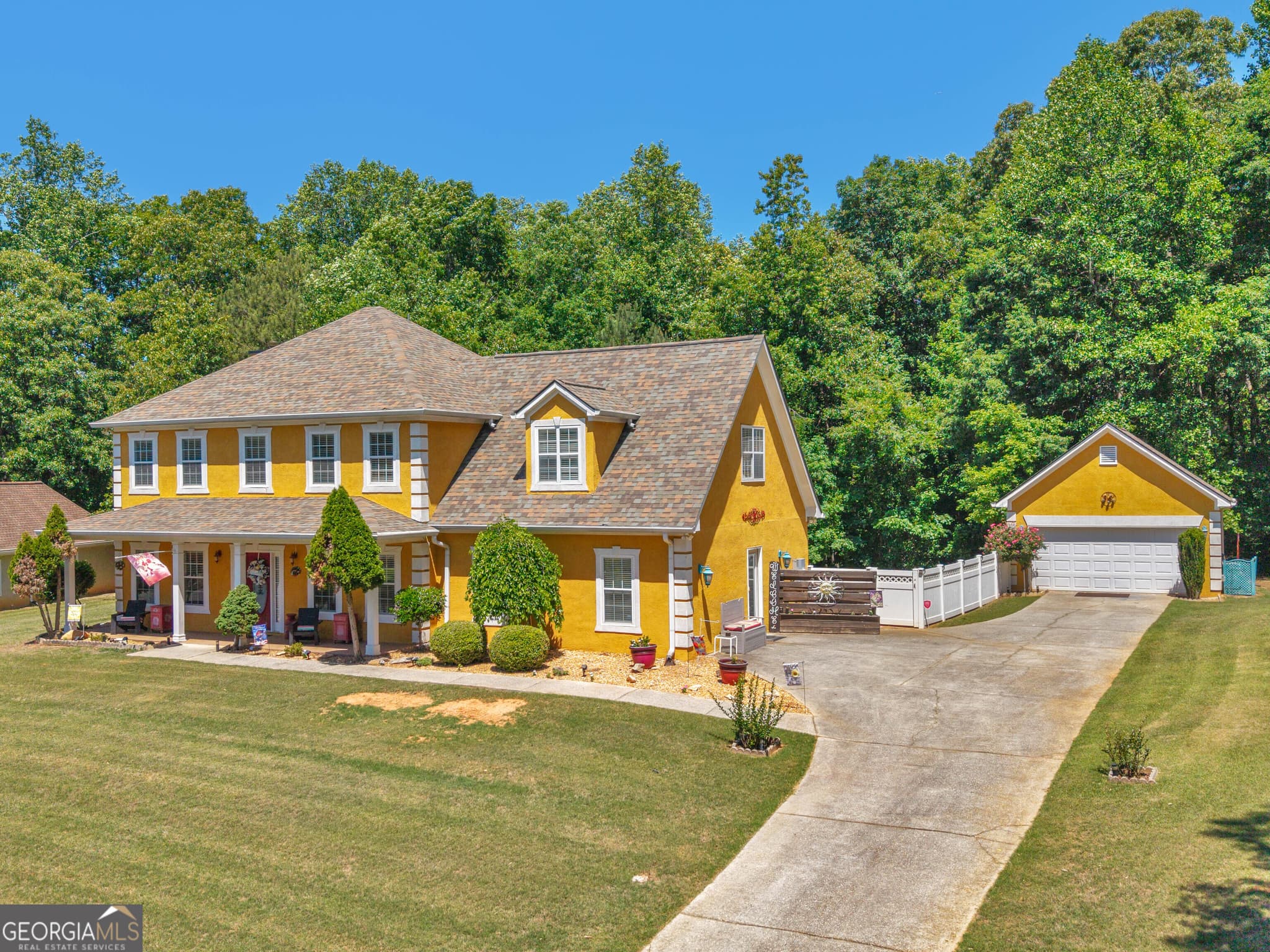 5 bedroom, 3 bathroom, 3,200 sq ft single family residence sold at 225 Lofty Eagle Lane, Fayetteville, GA 30214