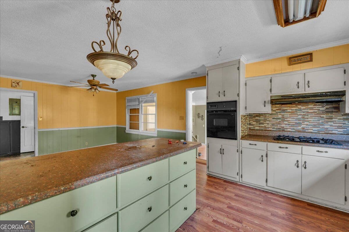 3 bedroom, 2 bathroom, 1,817 sq ft single family residence for sale at 6555 GA Hwy 313, Warwick, GA 31796 — photo 8