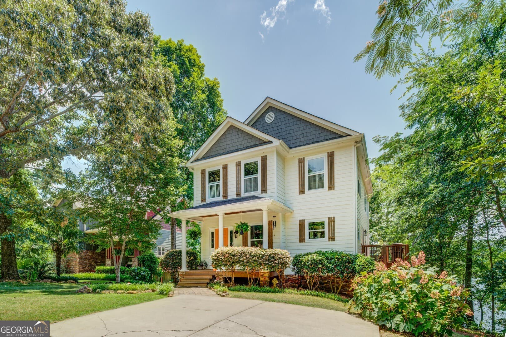4 bedroom, 4 bathroom, 3,100 sq ft single family residence sold at 265 Shoreline Drive, Monticello, GA 31064