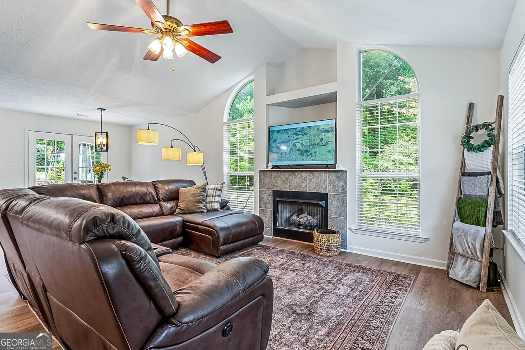 3 bedroom, 2 bathroom, 1,347 sq ft single family residence for sale at 2042 Big Cypress Lane, Locust Grove, GA 30248 — photo 6
