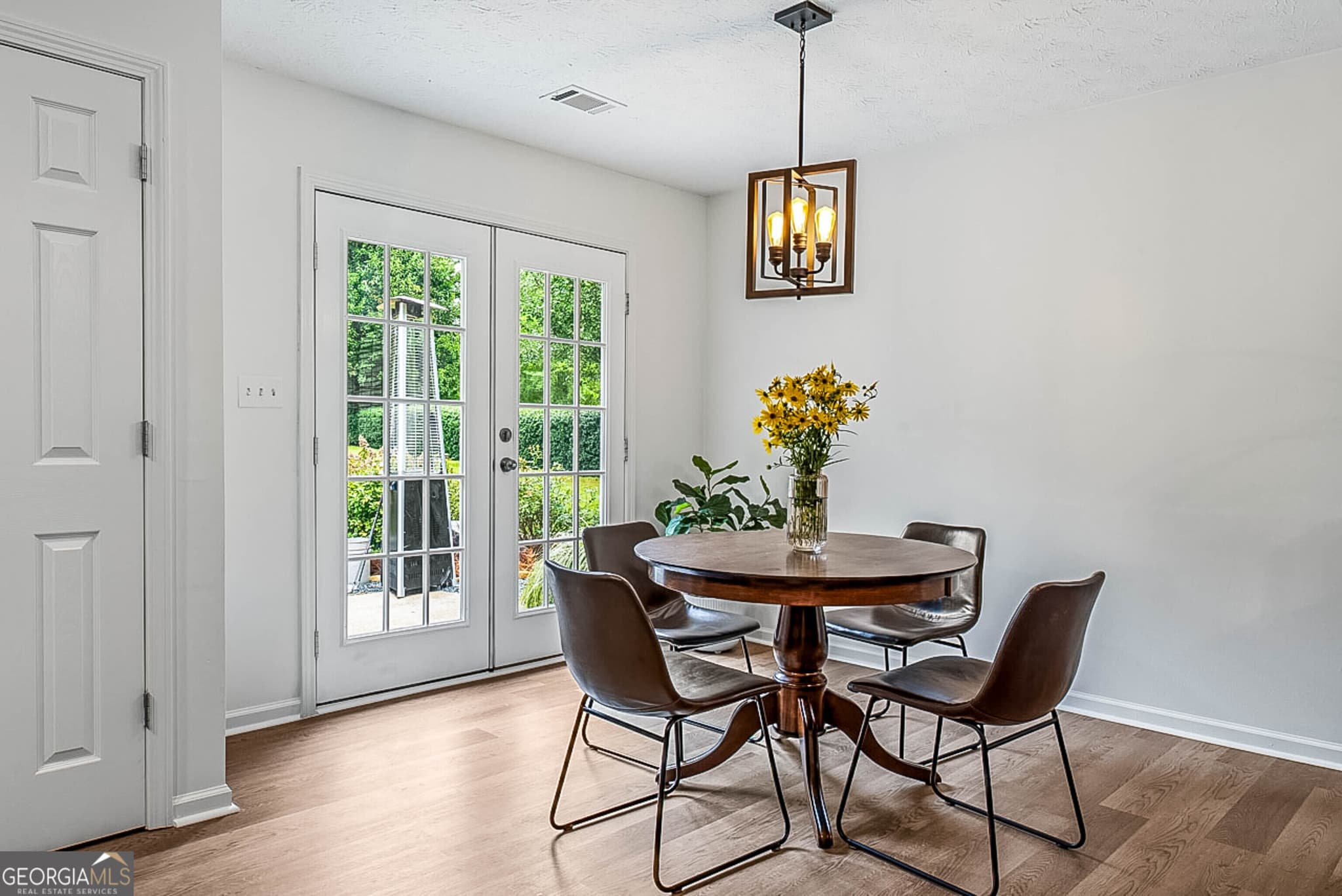 3 bedroom, 2 bathroom, 1,347 sq ft single family residence for sale at 2042 Big Cypress Lane, Locust Grove, GA 30248 — photo 9