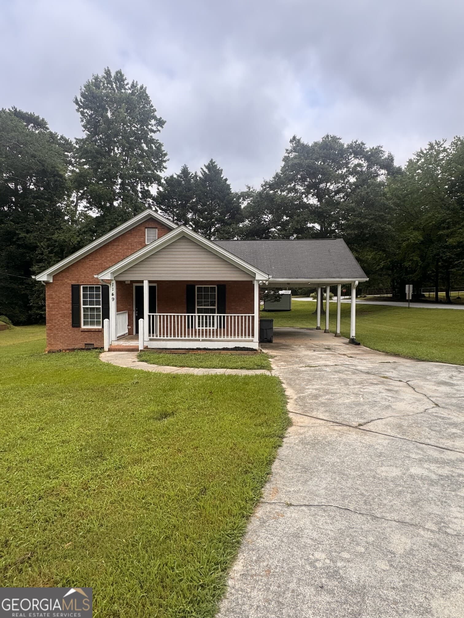 3 bedroom, 2 bathroom, 1,450 sq ft single family residence for rent at 1149 Granite Lane, Loganville, GA 30052 for $1,700 a month — photo 1 of 1