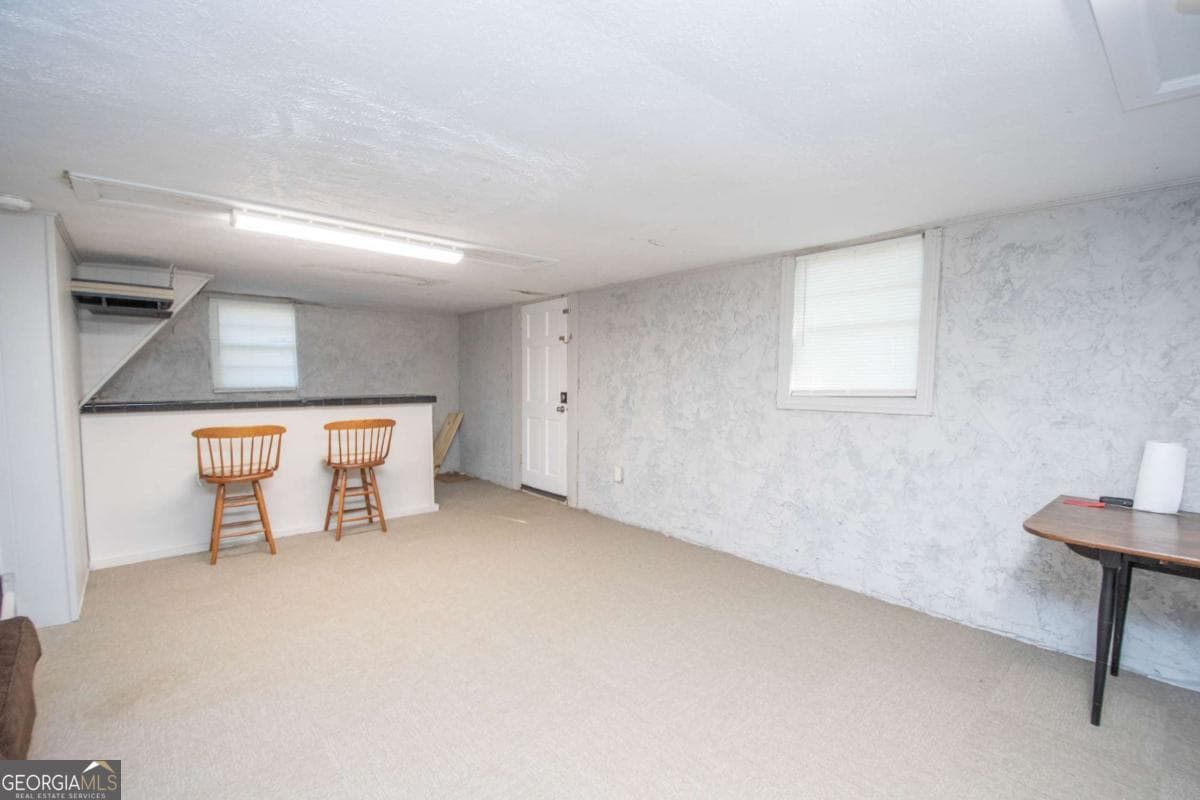 3 bedroom, 2 bathroom, 2,112 sq ft single family residence for sale at 211 Rutland Circle, Lagrange, GA 30241 — photo 8