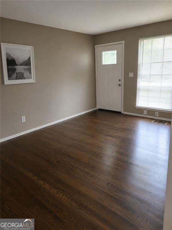 3 bedroom, 1 bathroom, 1,632 sq ft single family residence for rent at 1995 Phillips Drive, Atlanta, GA 30315 for $1,690 a month — photo 4