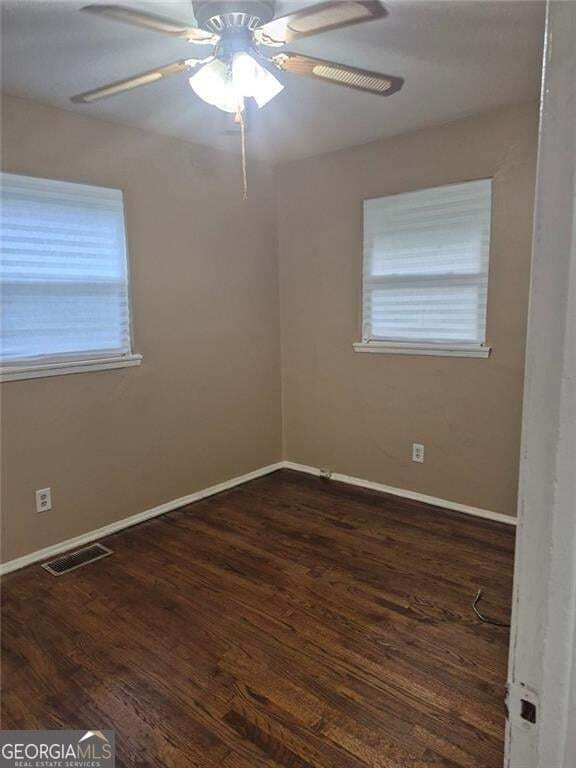 3 bedroom, 1 bathroom, 1,632 sq ft single family residence for rent at 1995 Phillips Drive, Atlanta, GA 30315 for $1,690 a month — photo 8