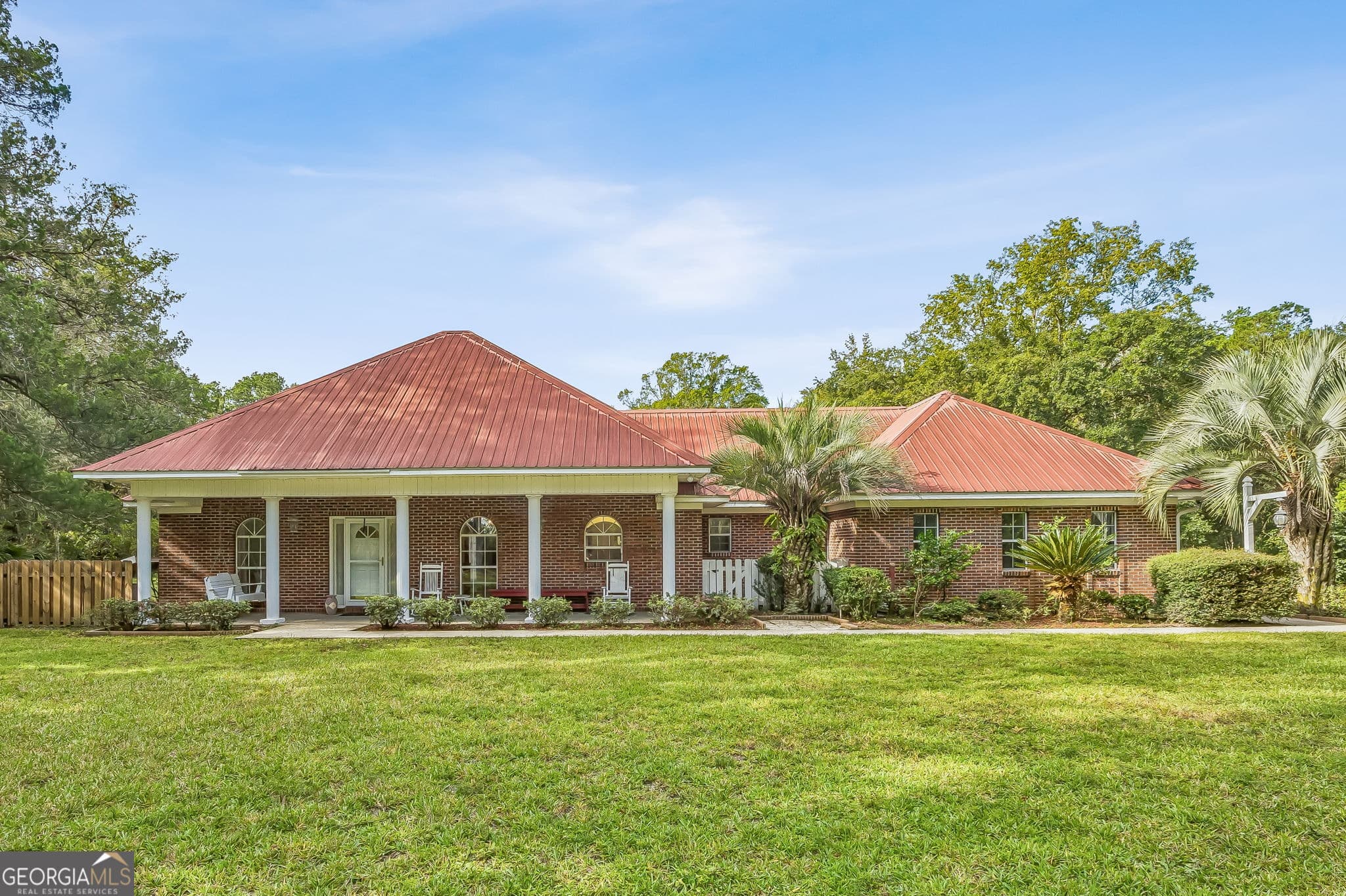 3 bedroom, 2.5 bathroom, 1,902 sq ft single family residence for sale at 480 Mallett Street, Folkston, GA 31537 — photo 2
