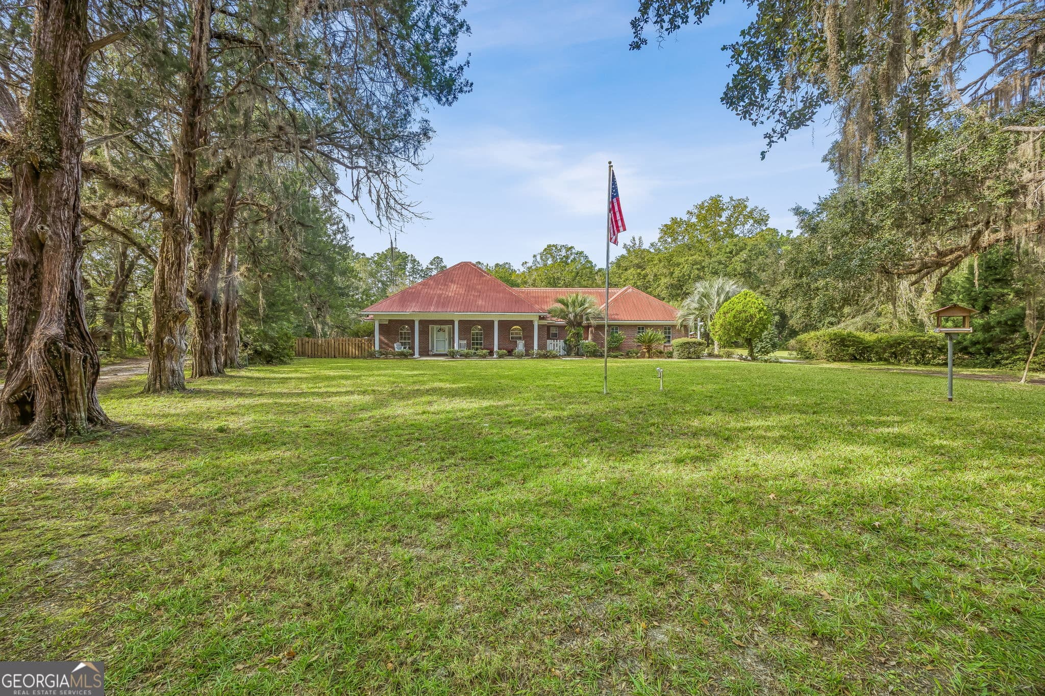 3 bedroom, 2.5 bathroom, 1,902 sq ft single family residence for sale at 480 Mallett Street, Folkston, GA 31537 — photo 3