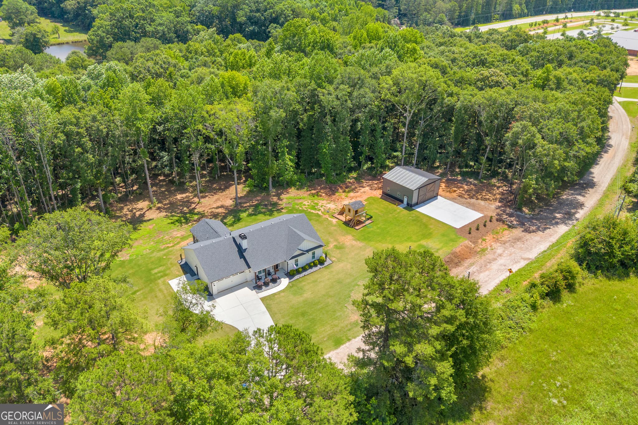 4 bedroom, 3 bathroom, 2,300 sq ft single family residence for sale at 1025 Dewey Road, Statham, GA 30666 — photo 1 of 64