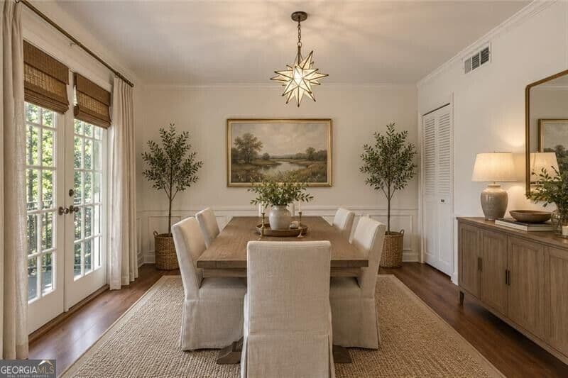 2 bedroom, 1.5 bathroom, 1,100 sq ft townhouse for sale at 122 Woodmere Square, Atlanta, GA 30327 — photo 5